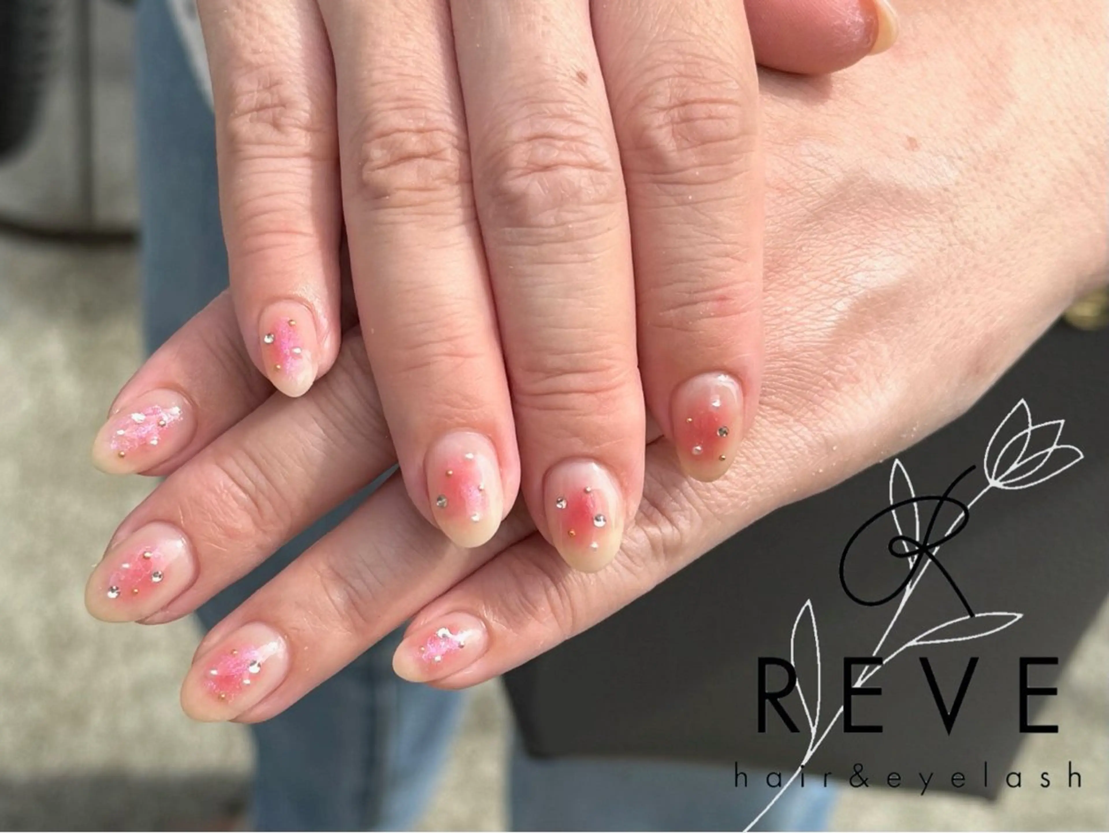 ネイル ハンドネイル REVE アイのネイルデザイン