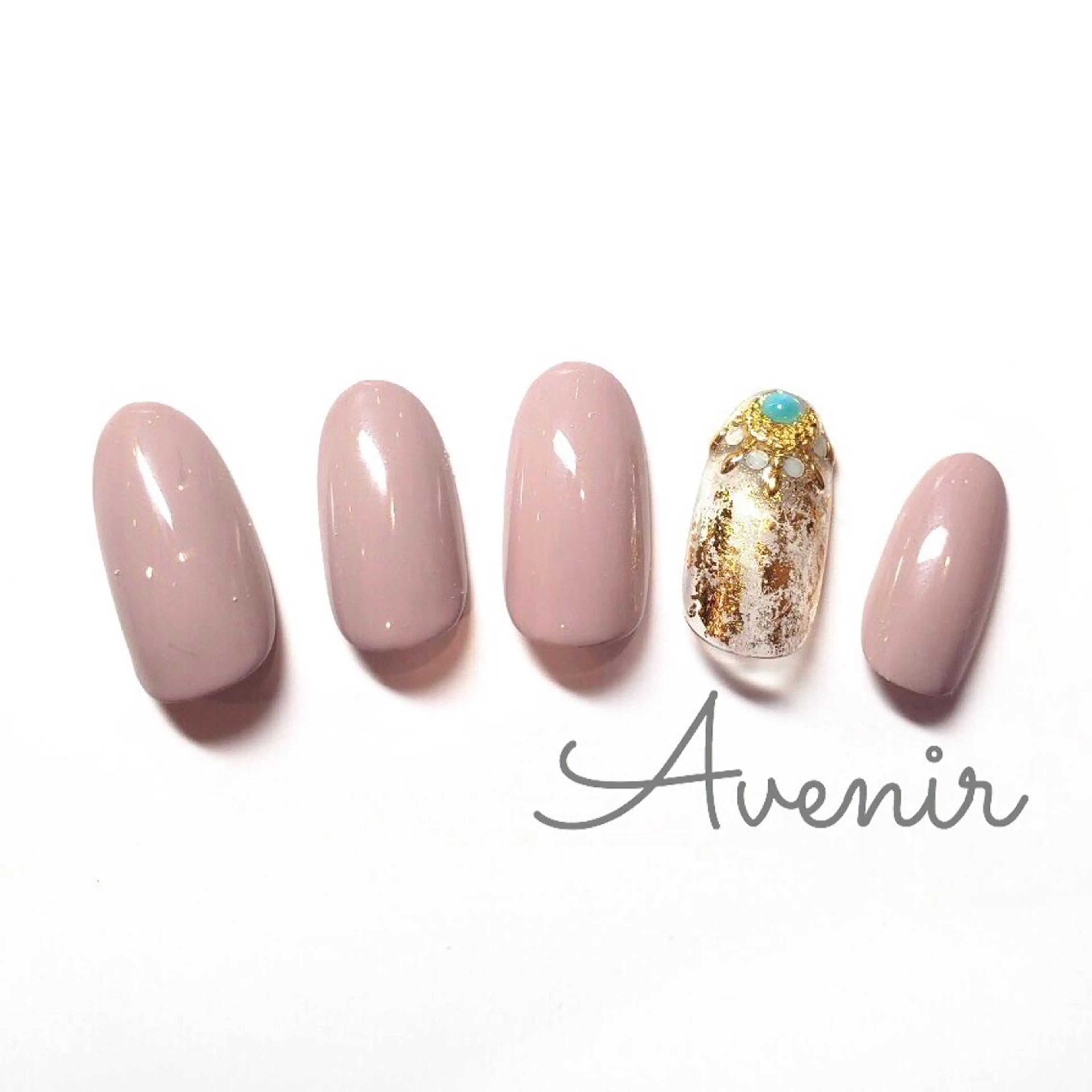 ネイル Avenir 表参道 nail＆eye予約のネイルデザイン