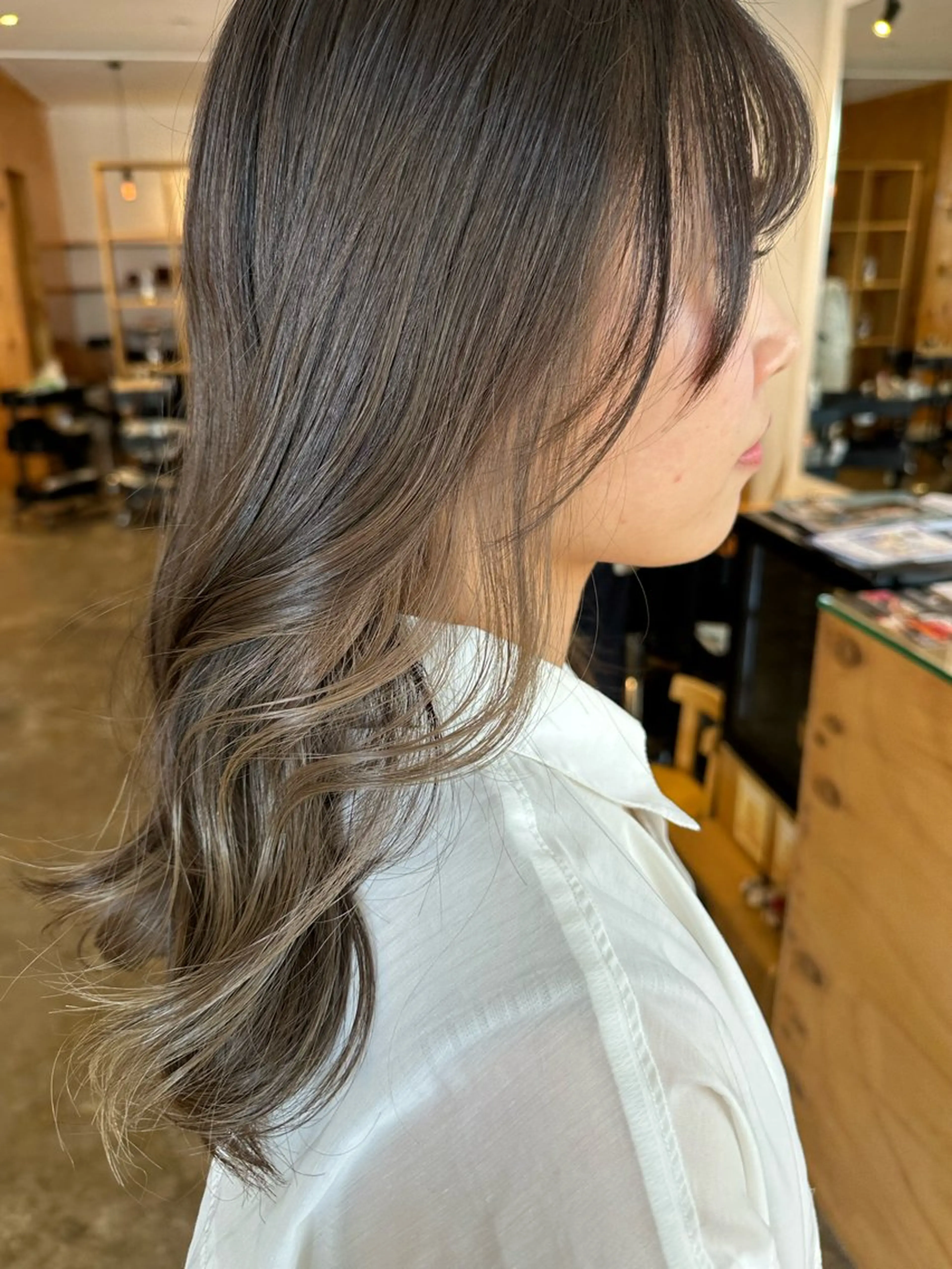 セミロング カラー レイヤー/ナチュラル 💐nao.のヘアスタイル