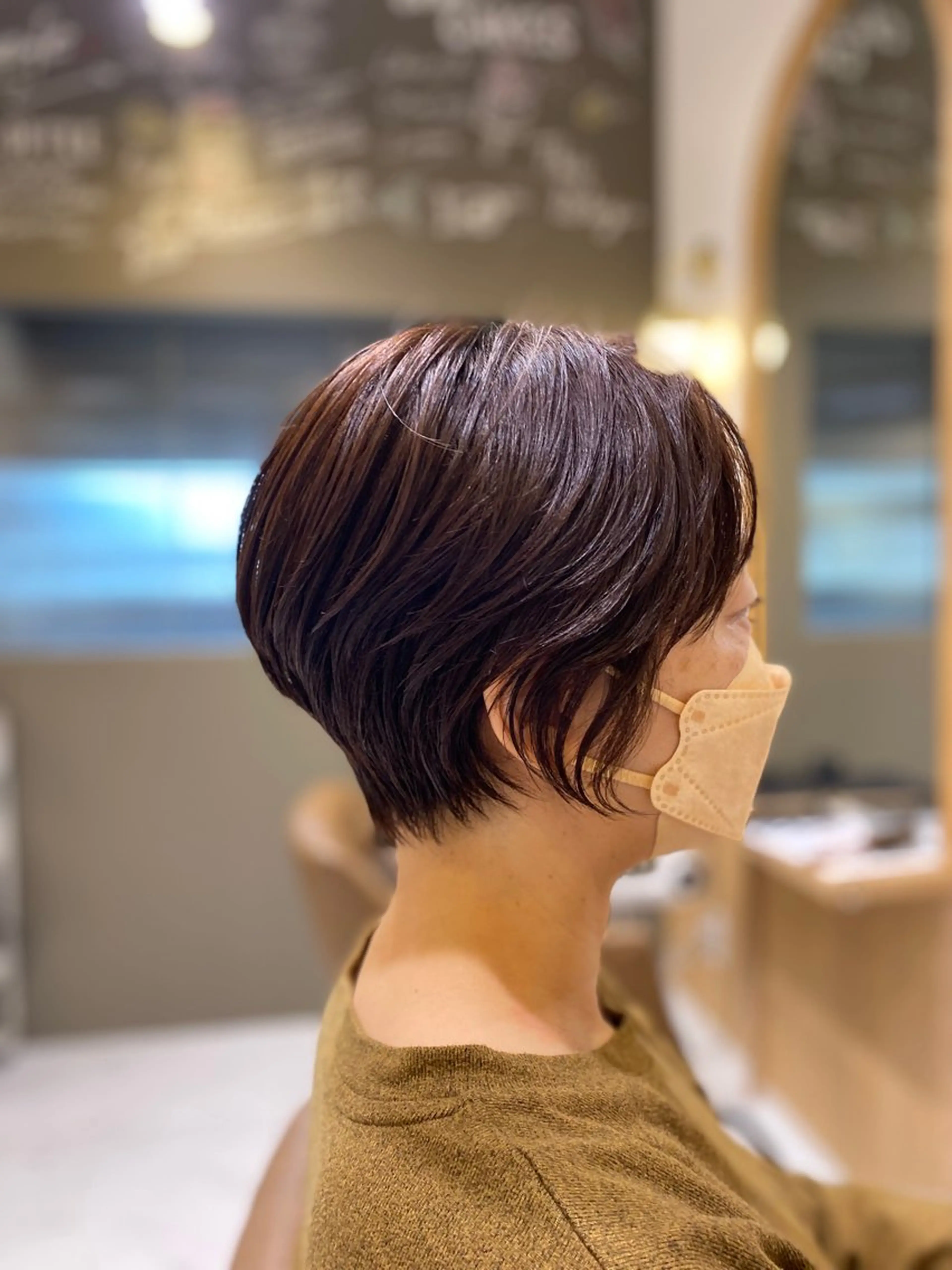 ショート くびれヘア ショートヘア カット トリートメント 坂井 茅聖のヘアスタイル