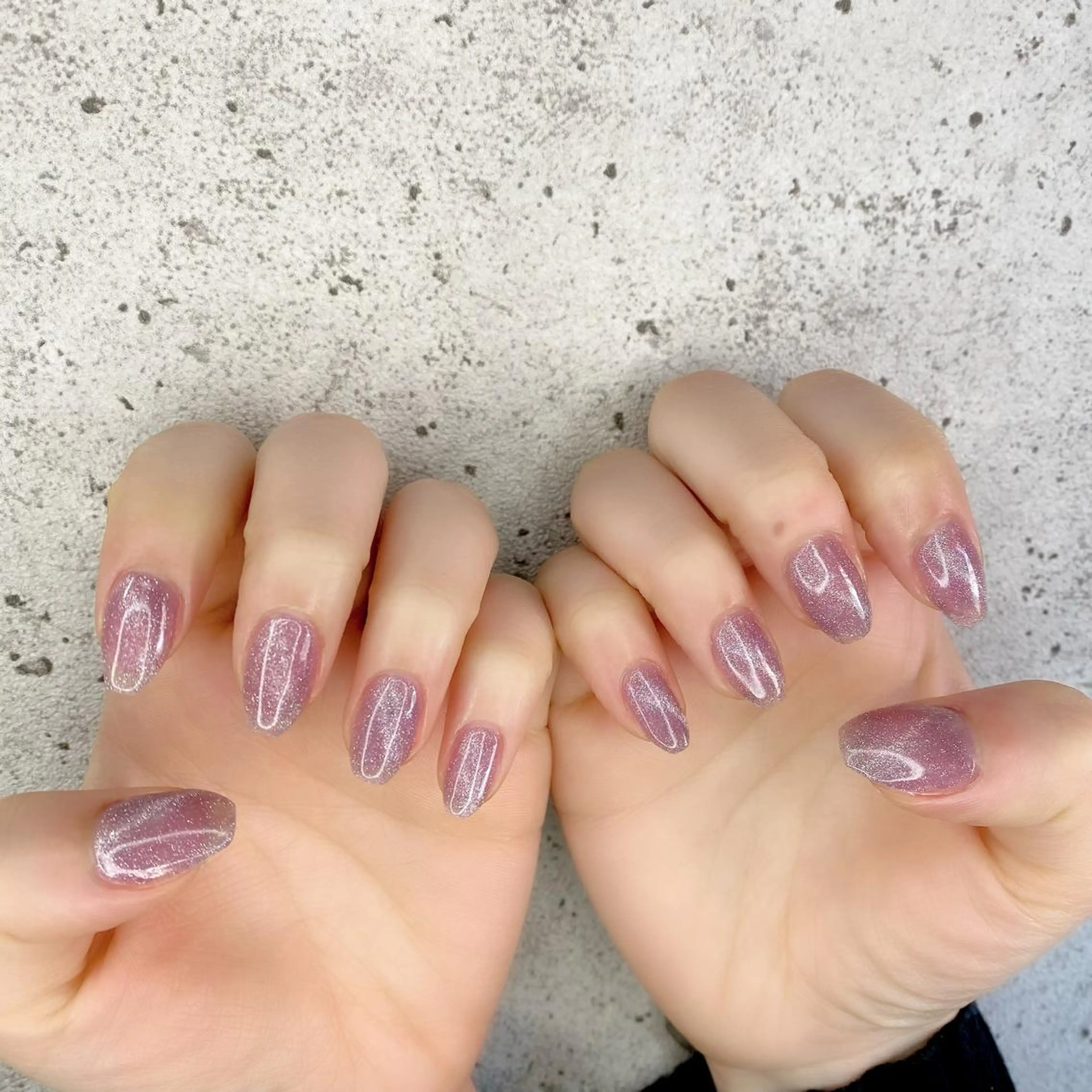 【当店ご新規限定】キラキラ⭐️マグネットネイル¥5580※要問い合わせ・メッセージにて予約確定となります。の写真