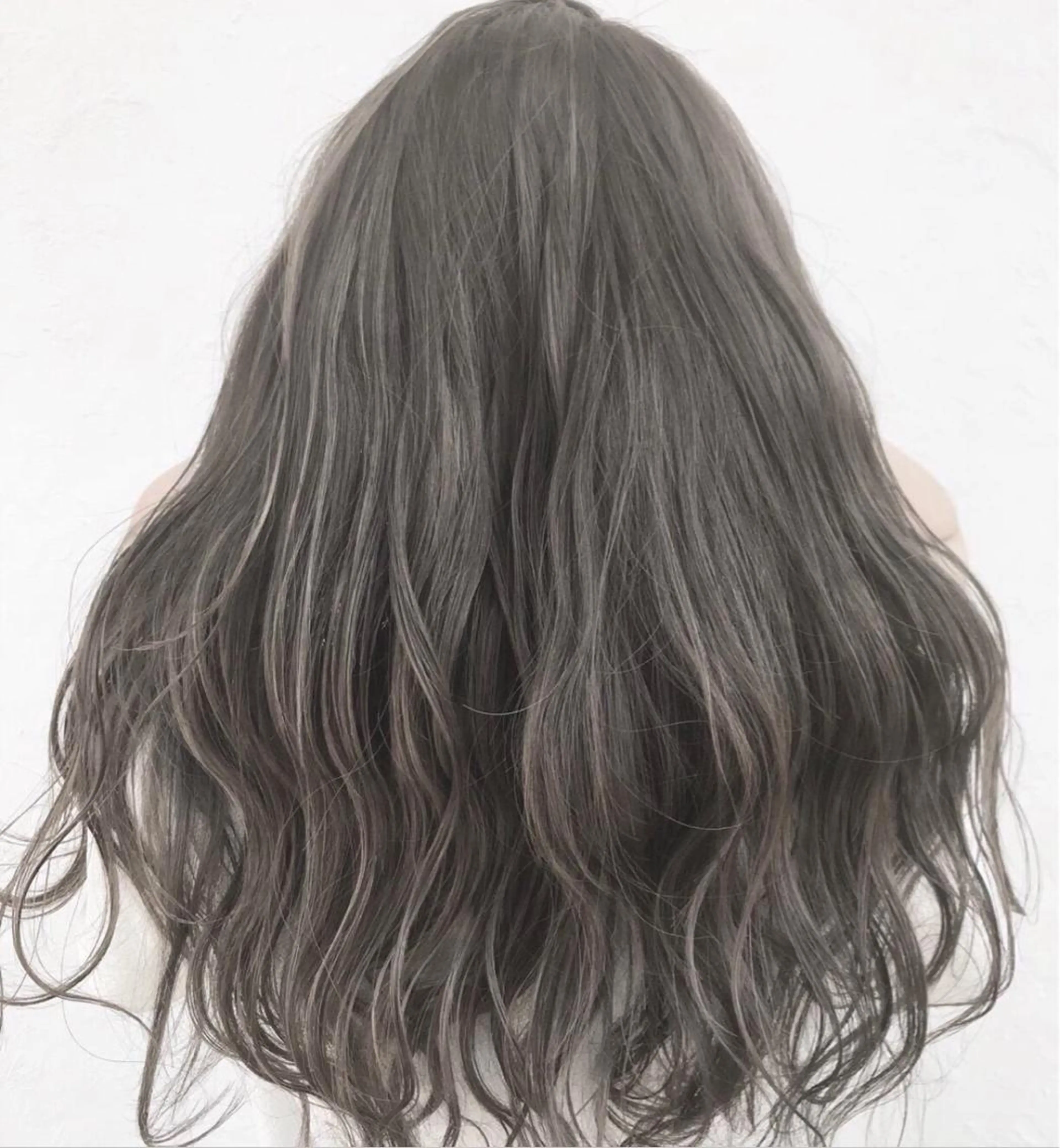 ロング カラー アッシュ ベージュカラー ケアに特化したサロン shinzaのヘアスタイル
