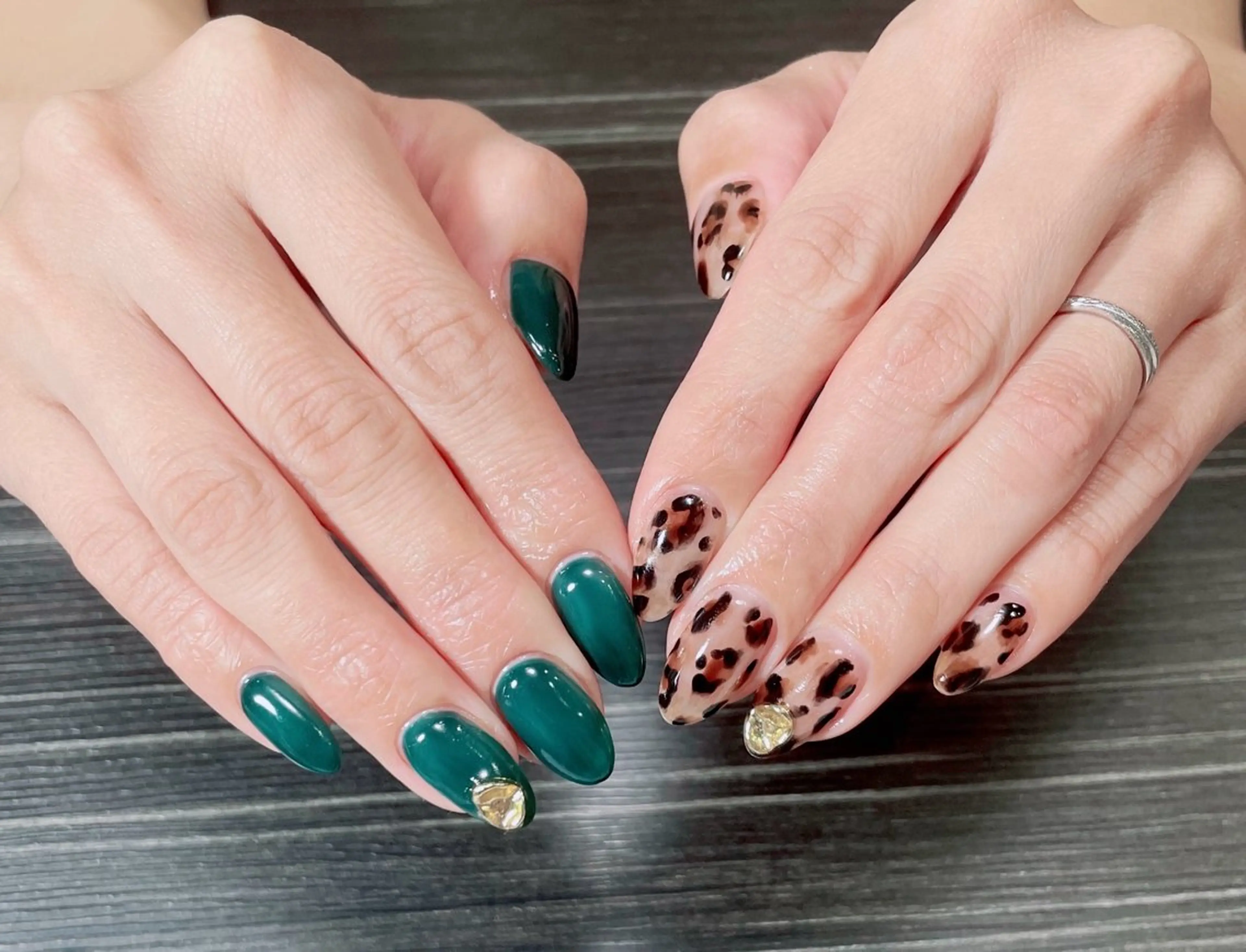 ネイル ハンドネイル 奥田 加奈子のネイルデザイン