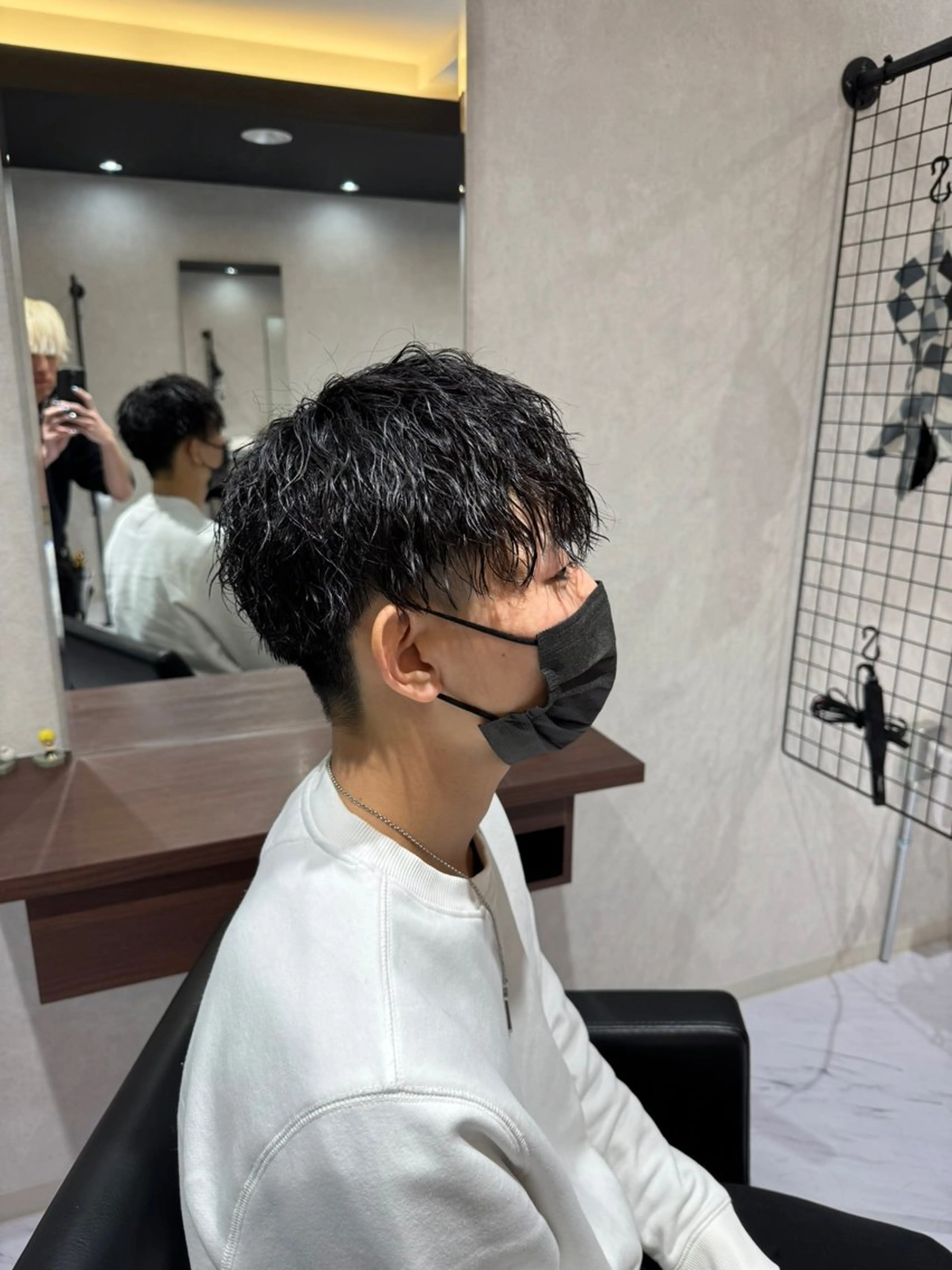 ショート パーマ メンズ マッシュ 東 拓己のヘアスタイル