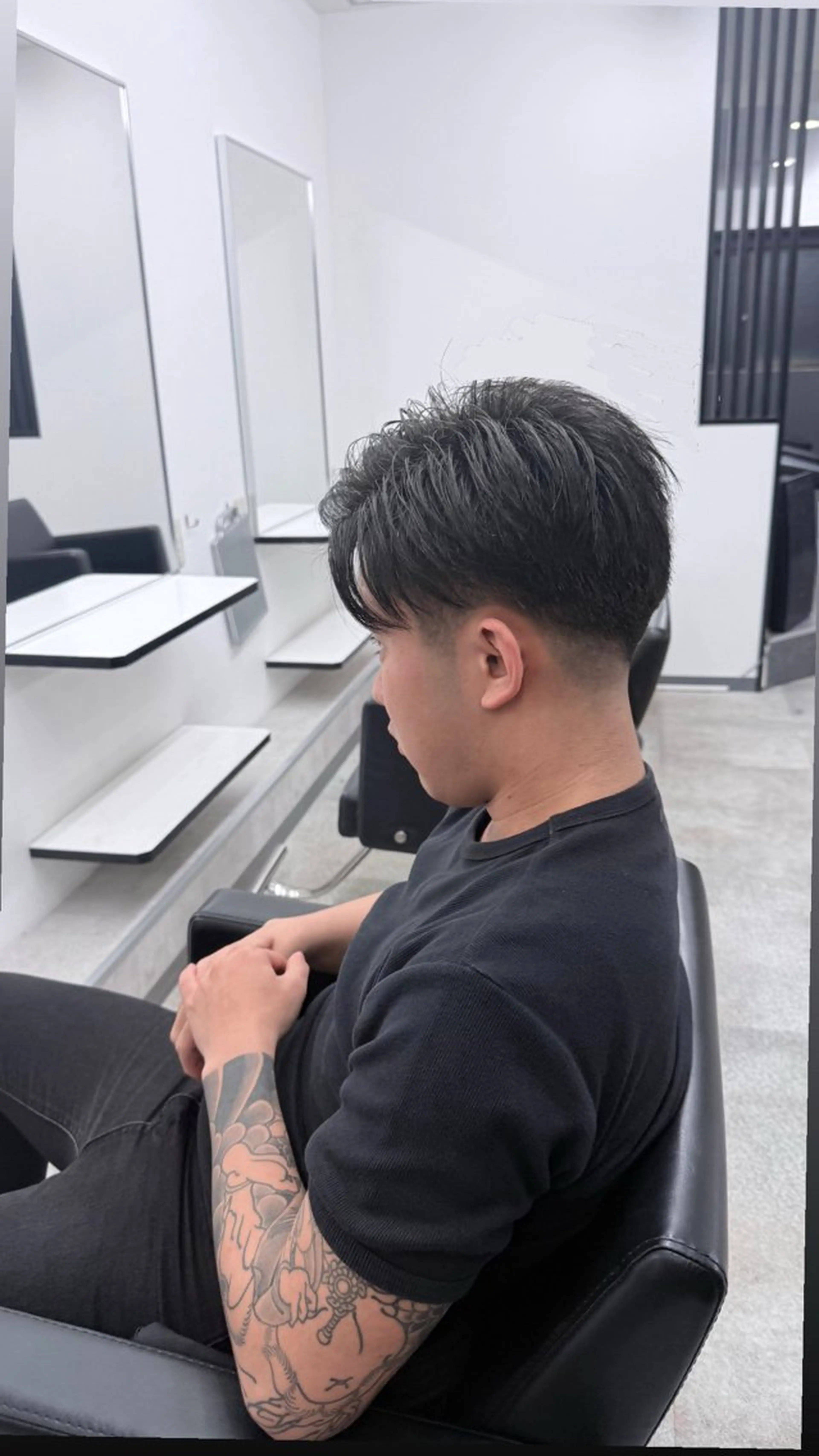 メンズ フェードカット メンズ特化美容師 安藤瑠希のヘアスタイル