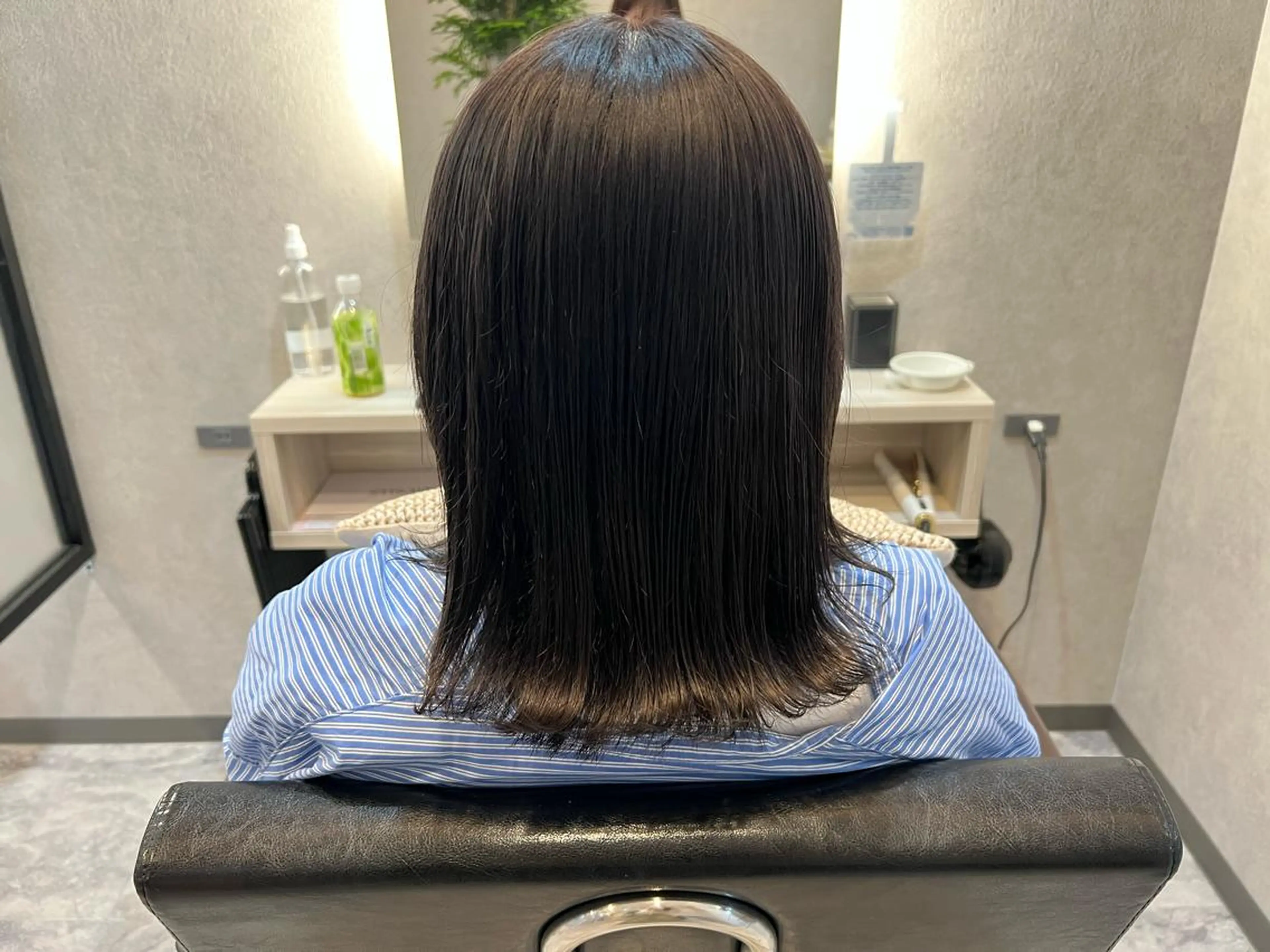 ミディアム カラー アッシュ バイオレットカラー バイオレットアッシュ イケダ ハルカのヘアスタイル