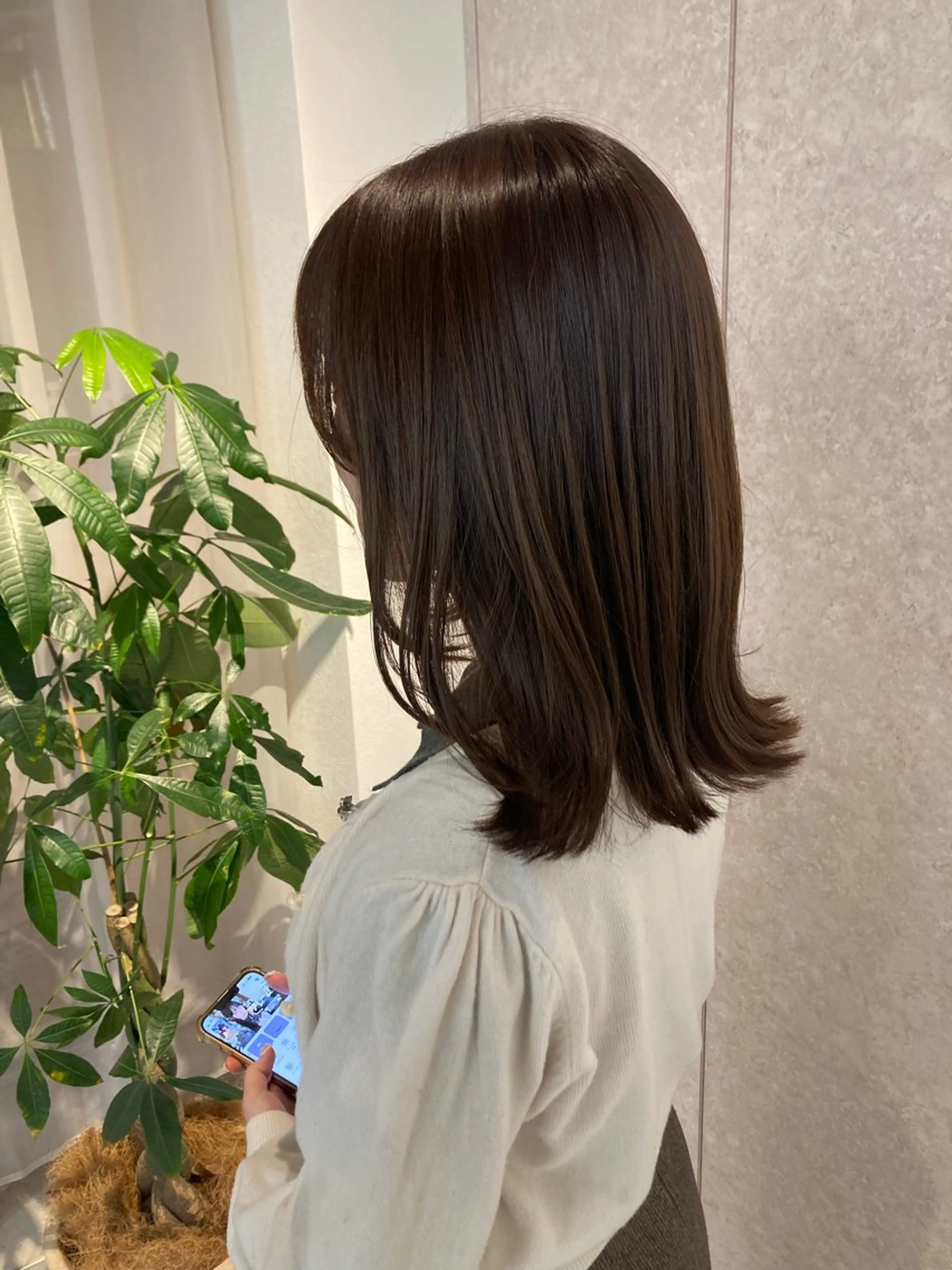 ミディアム ✨色持ちの良い艶 カラー✨蟹江真世のヘアスタイル