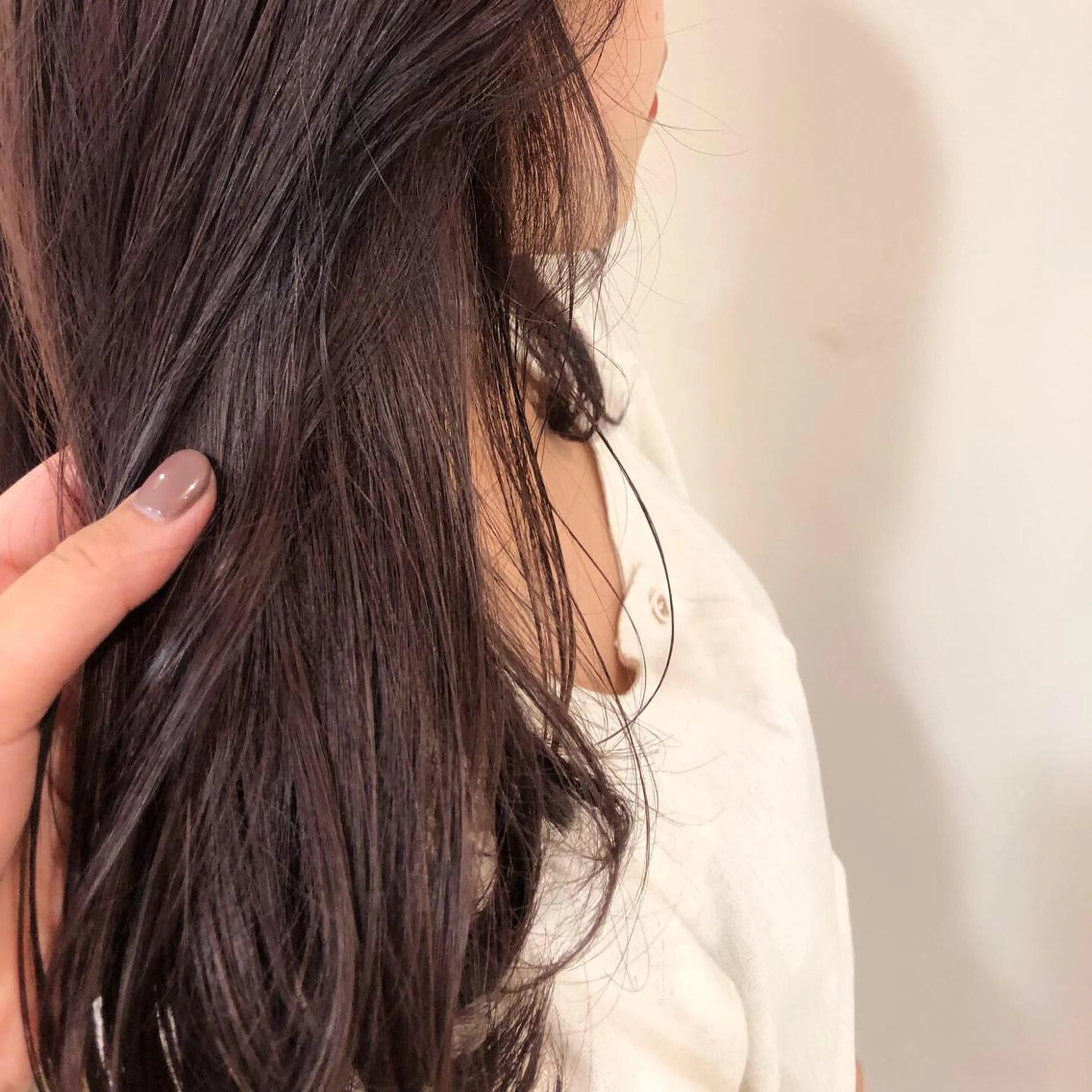 ロング カラー ブリーチ カシス ブリーチなしカラー バイオレットカラー ヘアカラー トリートメント 盛れるレイヤーカット 得意🌹井上美沙のヘアスタイル