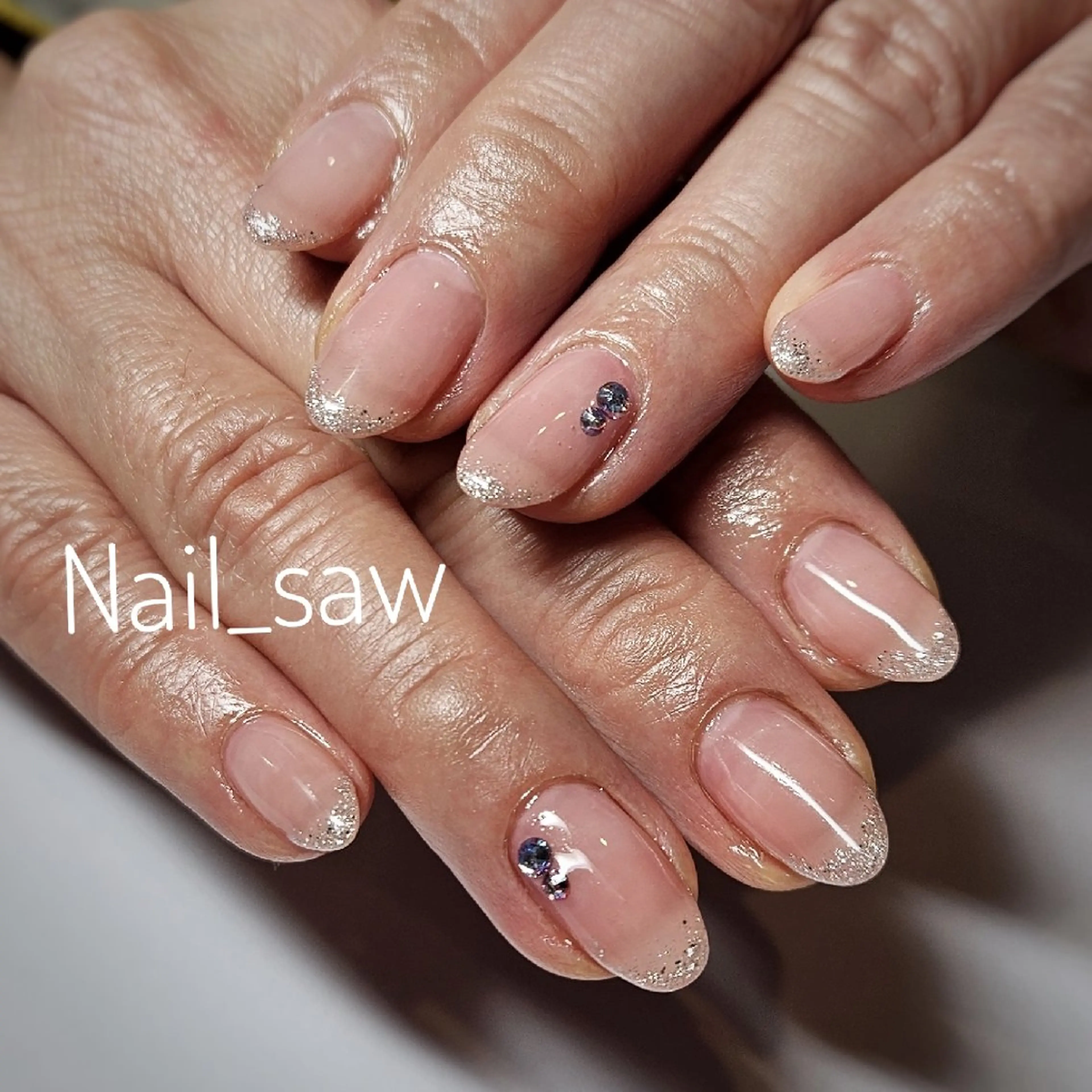 ネイル フレンチネイル グラデーション ラメ(グリッター) ラメグラデーション ハンドネイル Y. Saoriのネイルデザイン