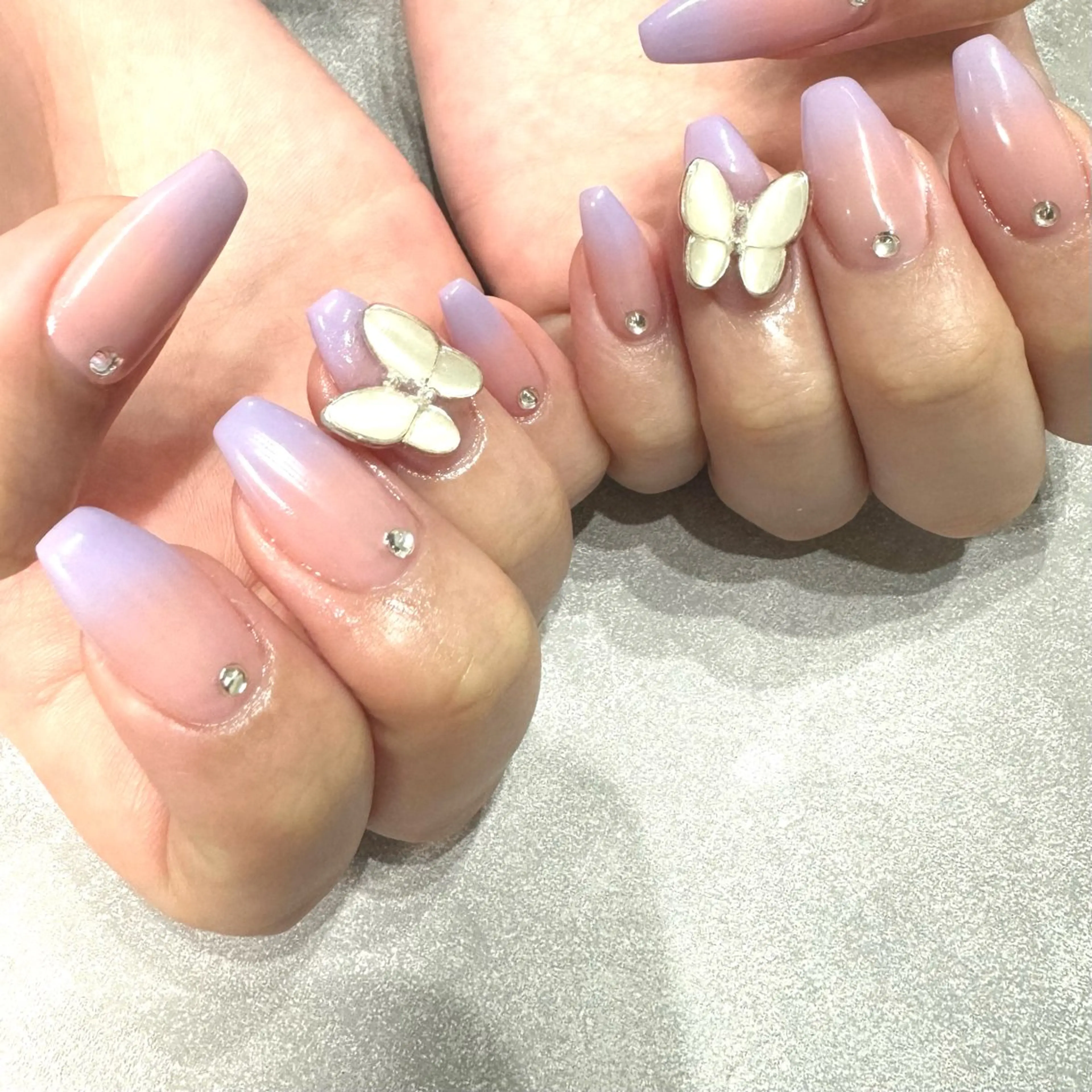 ネイル パステルネイル ストーンネイル ハンドネイル フットネイル private salon lien所属・private salon　lienのネイルデザイン