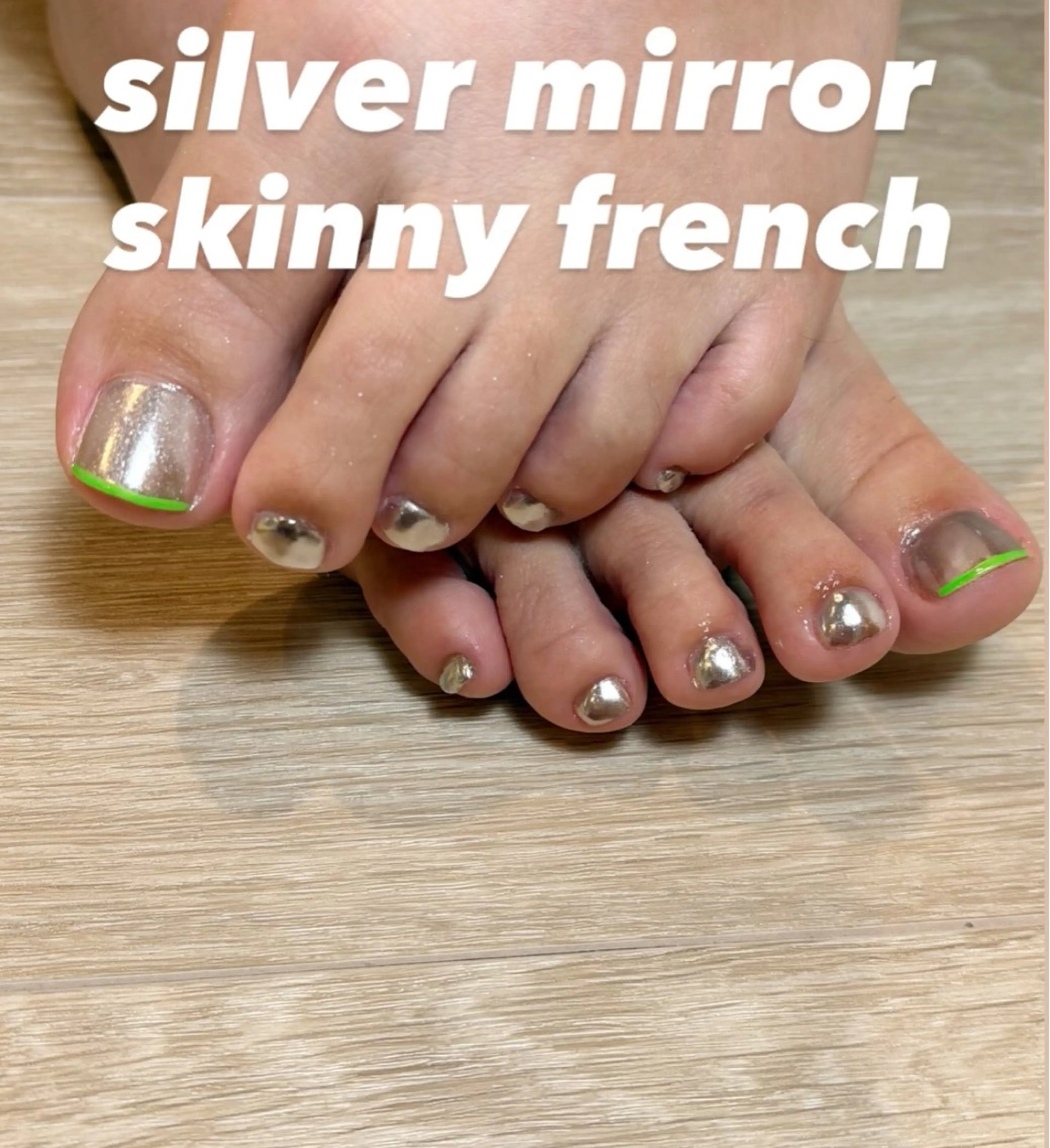 ネイル フットネイル フレンチネイル ミラーネイル シルバー フットネイル Kai  nail Mayukoのネイルデザイン
