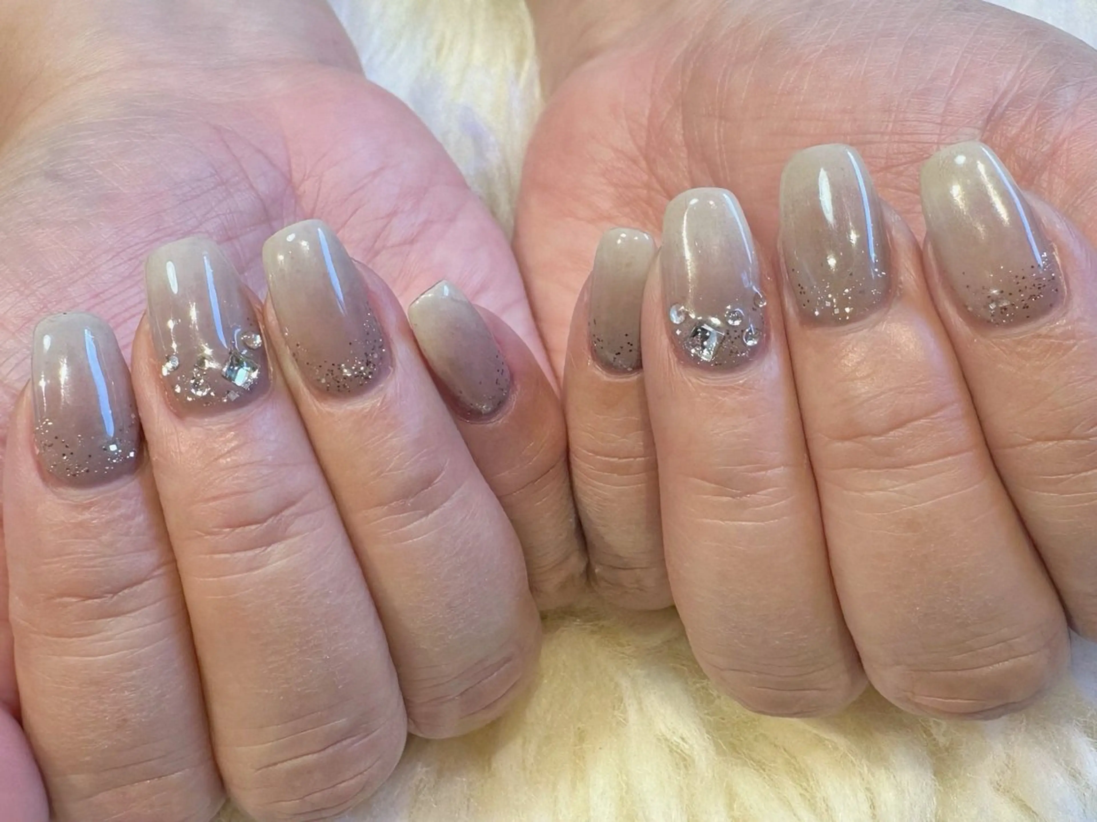 ネイル リル シャインのネイルデザイン