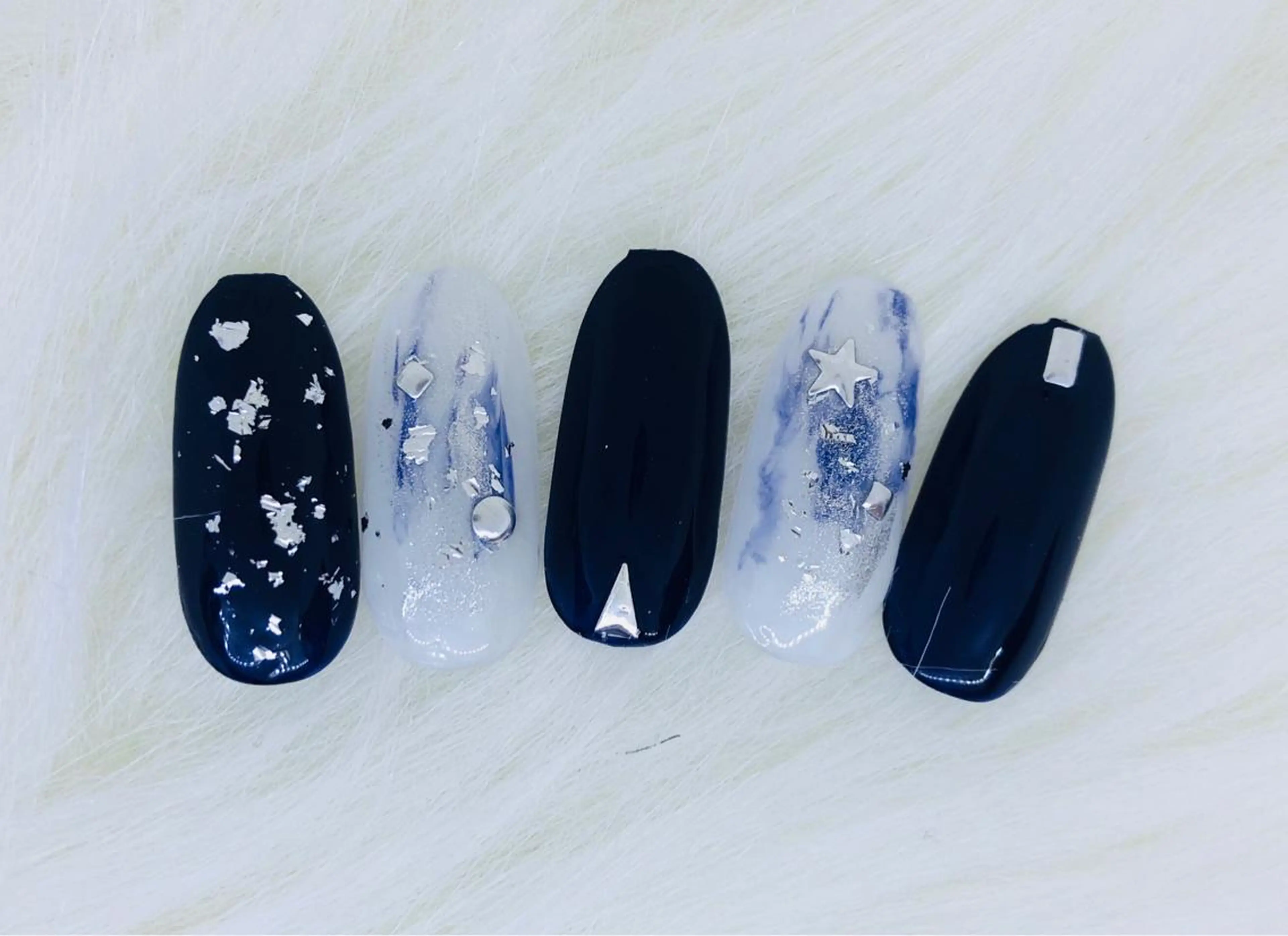 ネイル エ リのネイルデザイン