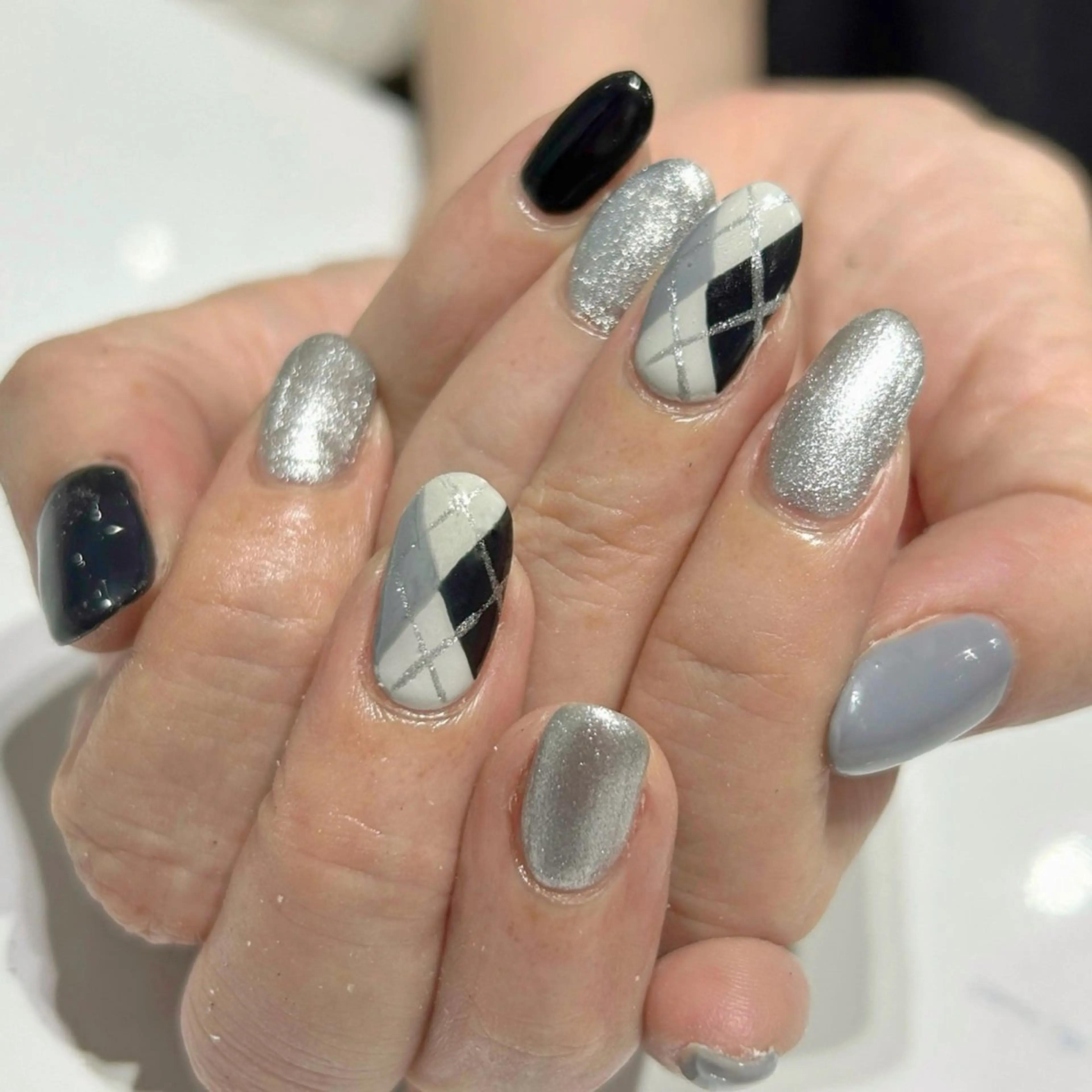 ネイル はあとねいる筑紫口店 Hitomiのネイルデザイン