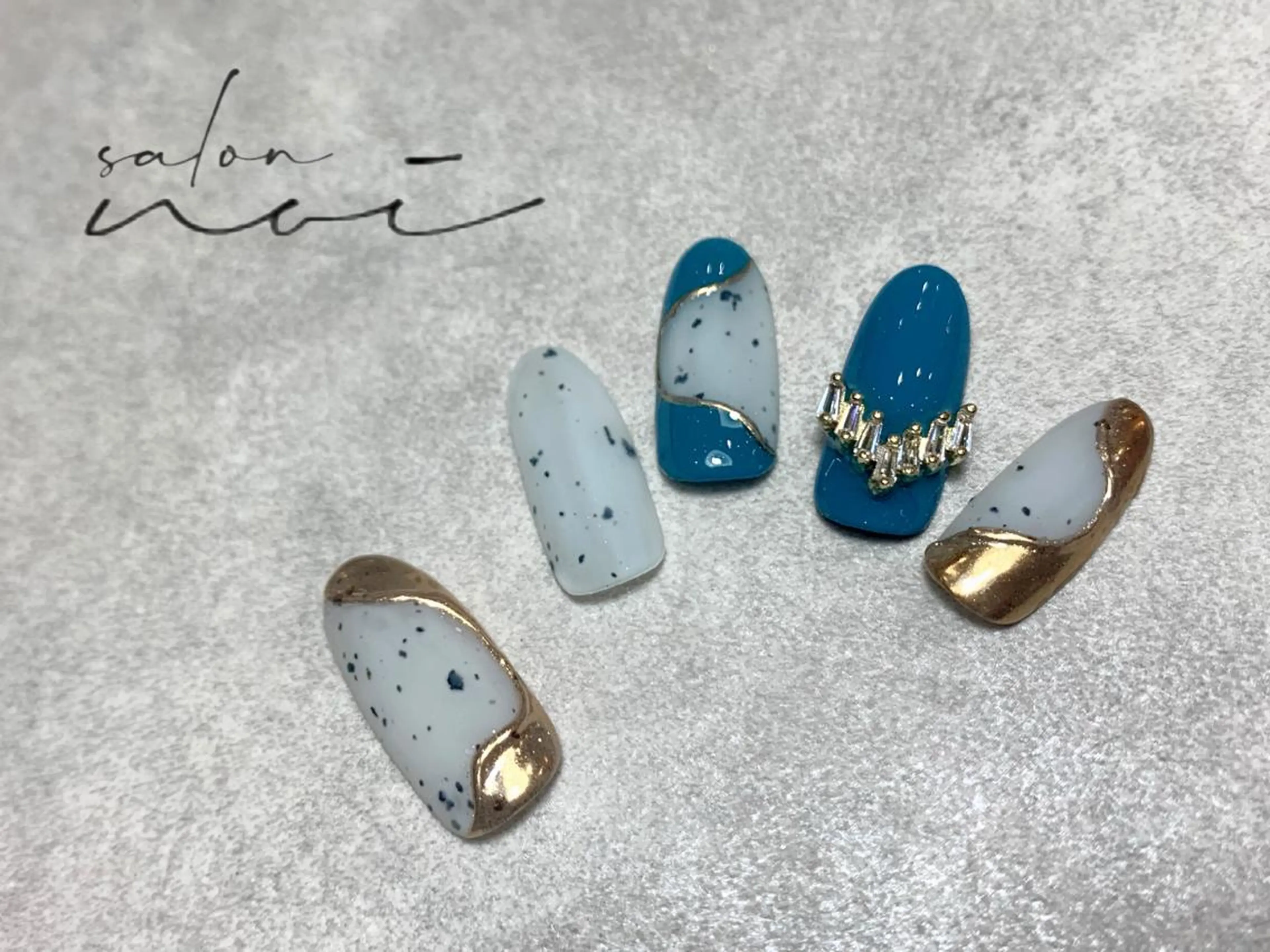 ネイル グリーン salon noi所属・salon noiのネイルデザイン