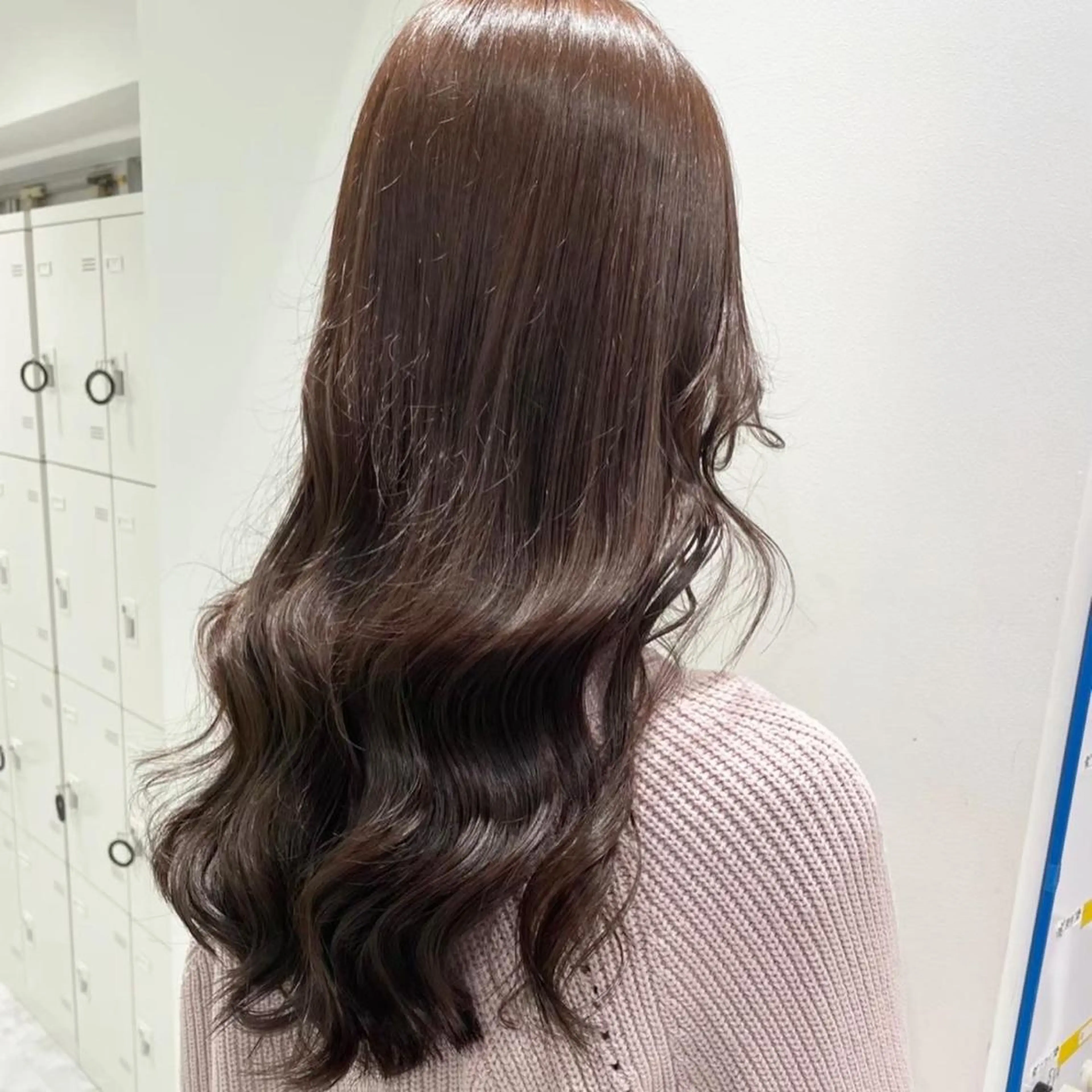 ロング カラー パーマ ヘアアレンジ メンズ キッズ ネイル マツエク・マツパ ベージュカラー ミルクティーベージュ Lumo所属・💖横浜ブリーチなし 💖MIHOのヘアスタイル