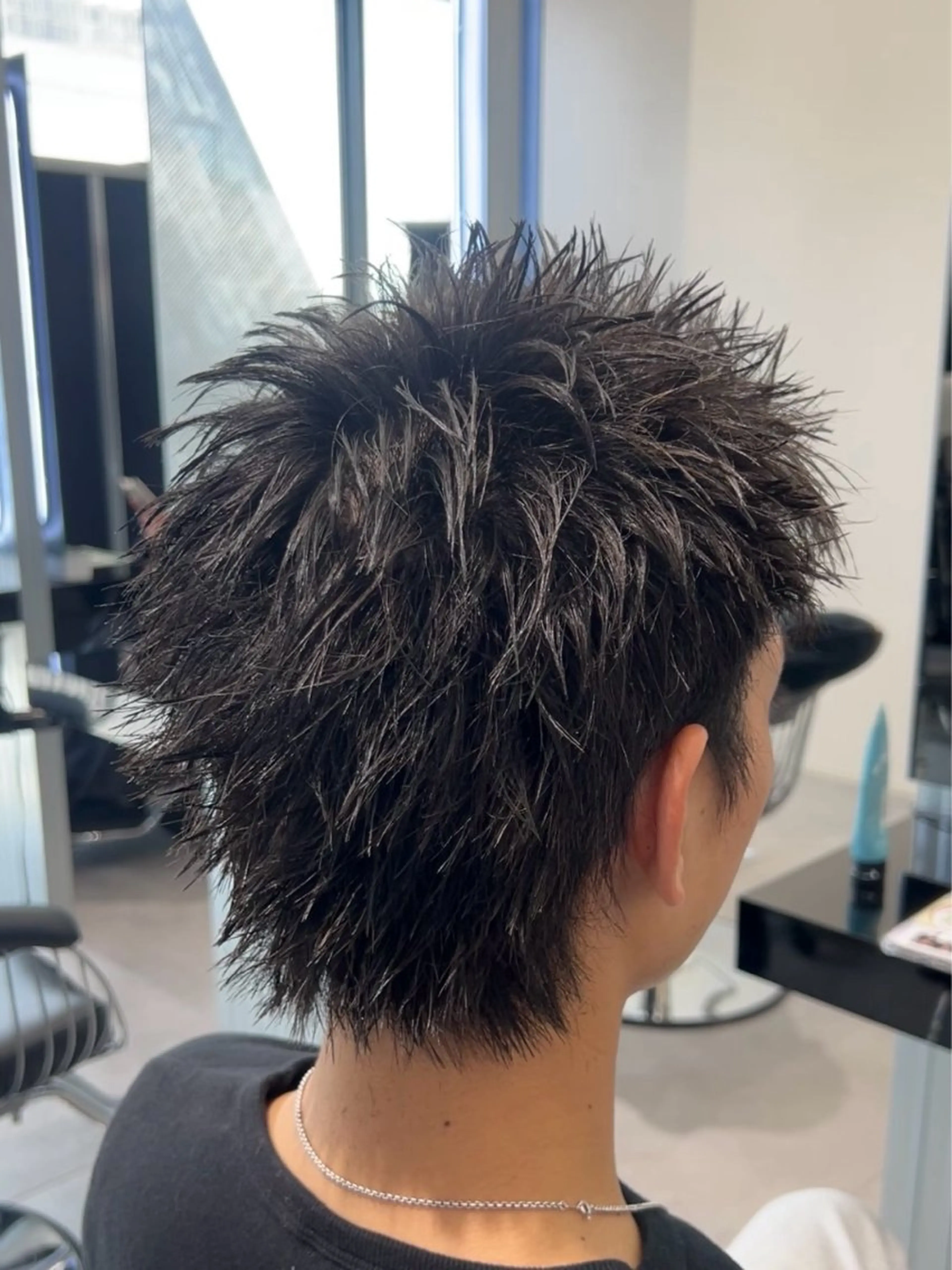 ショート ショートヘア スパイキーショート 長谷野真吾のヘアスタイル