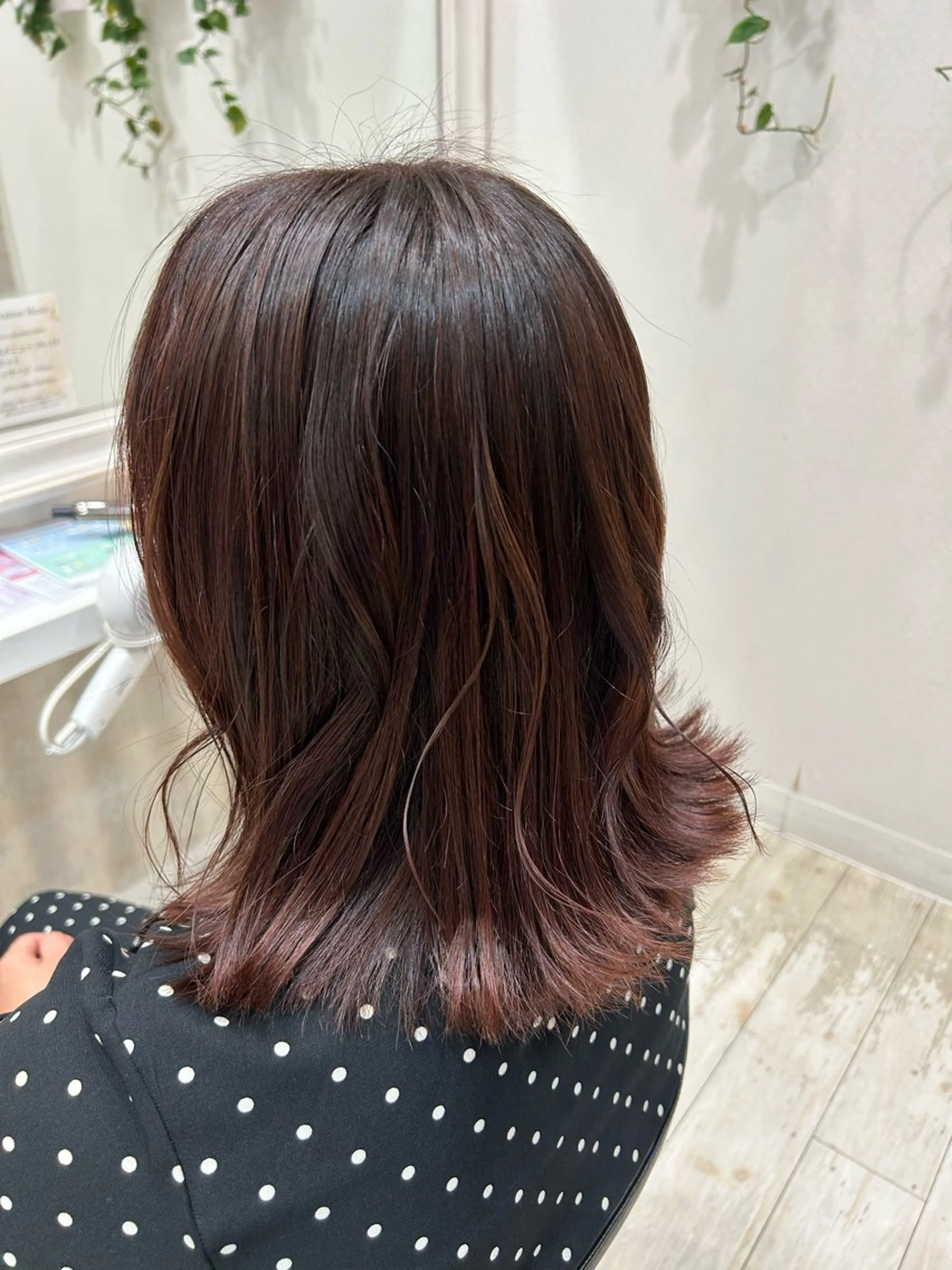 ミディアム ピンクブラウン ヘアカラー 池田 翔元のヘアスタイル