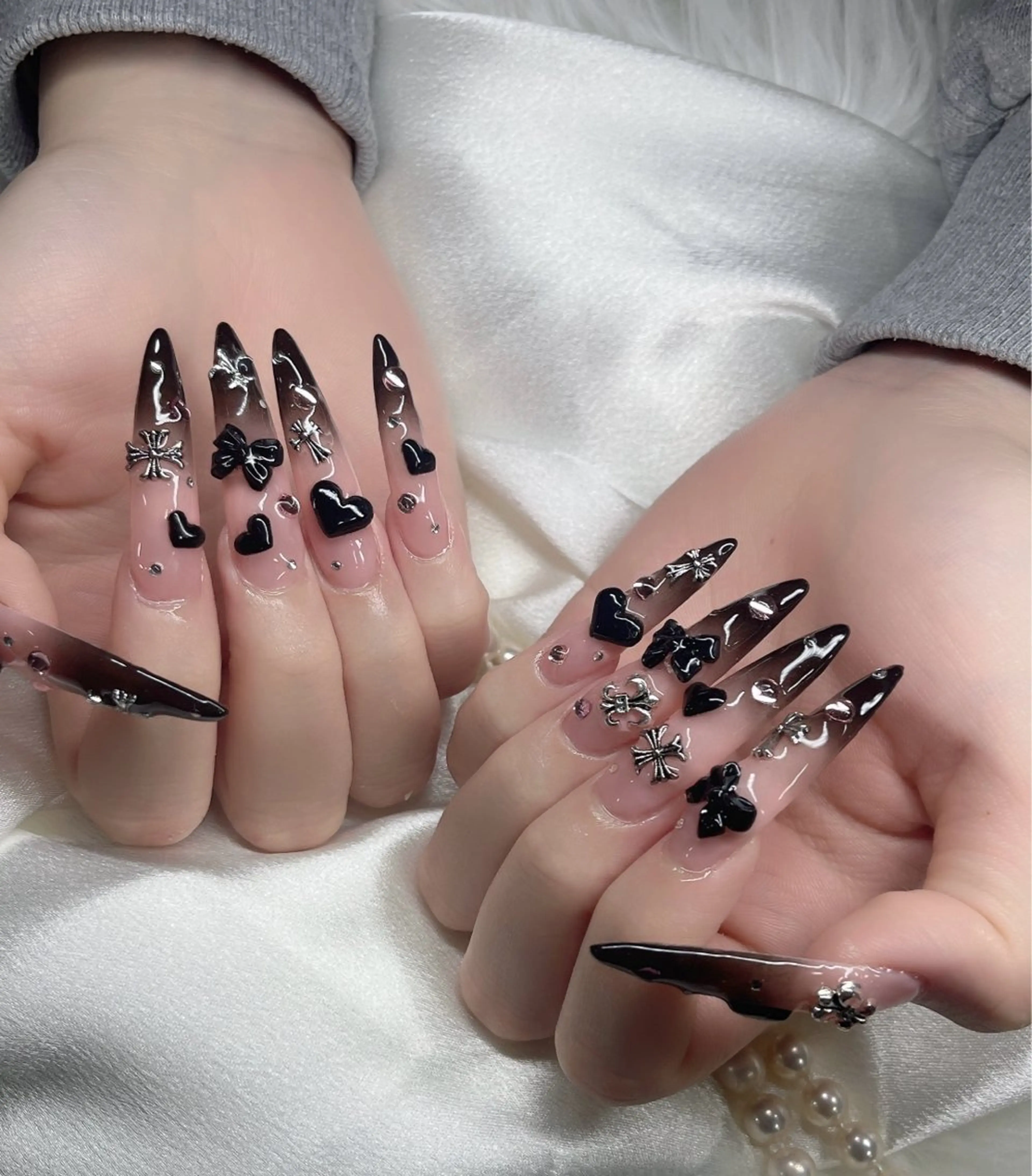 ネイル YOLO NAILのネイルデザイン