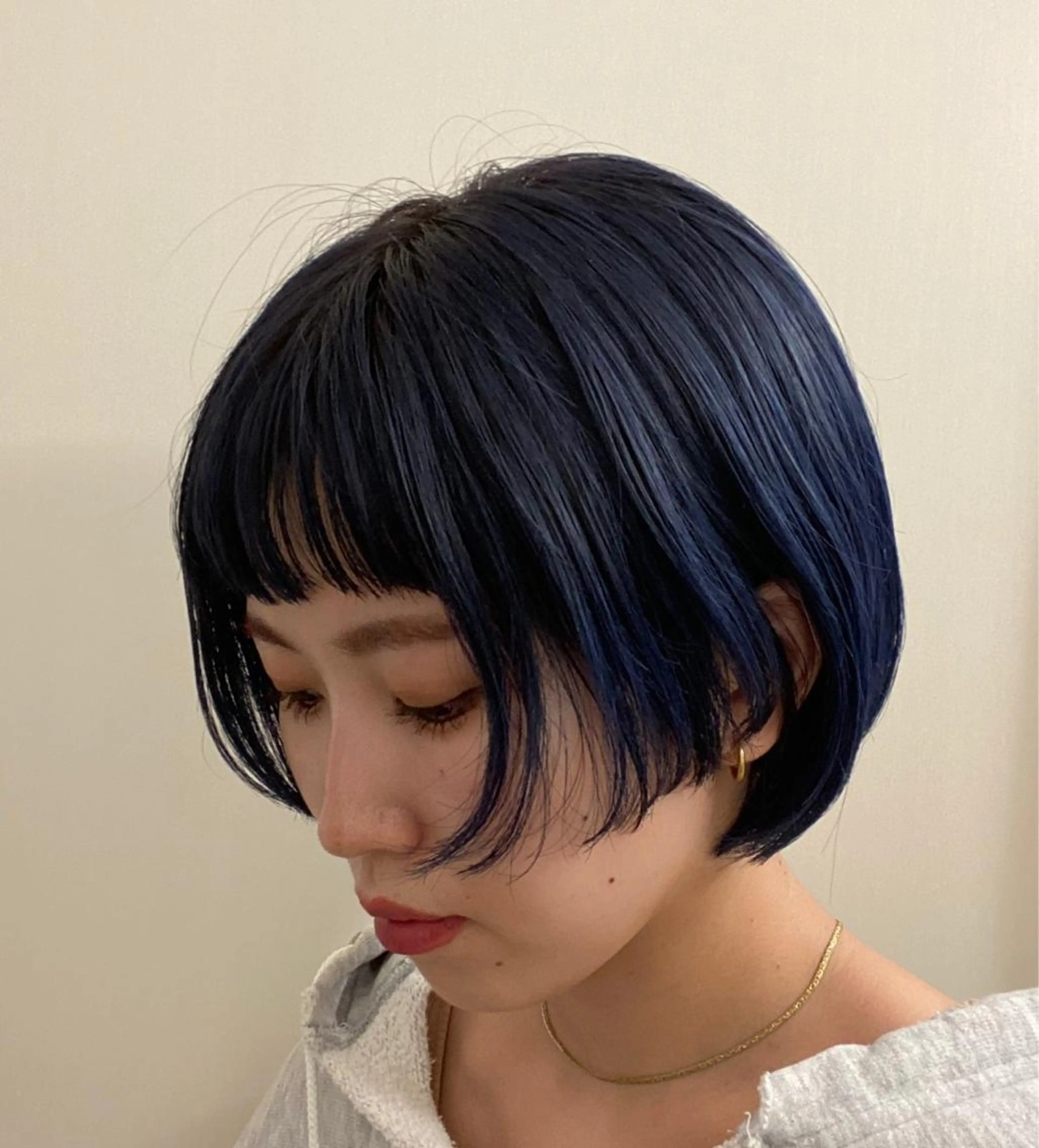 ショート カラー ショート・ウルフ✂︎ 安住有咲子のヘアスタイル