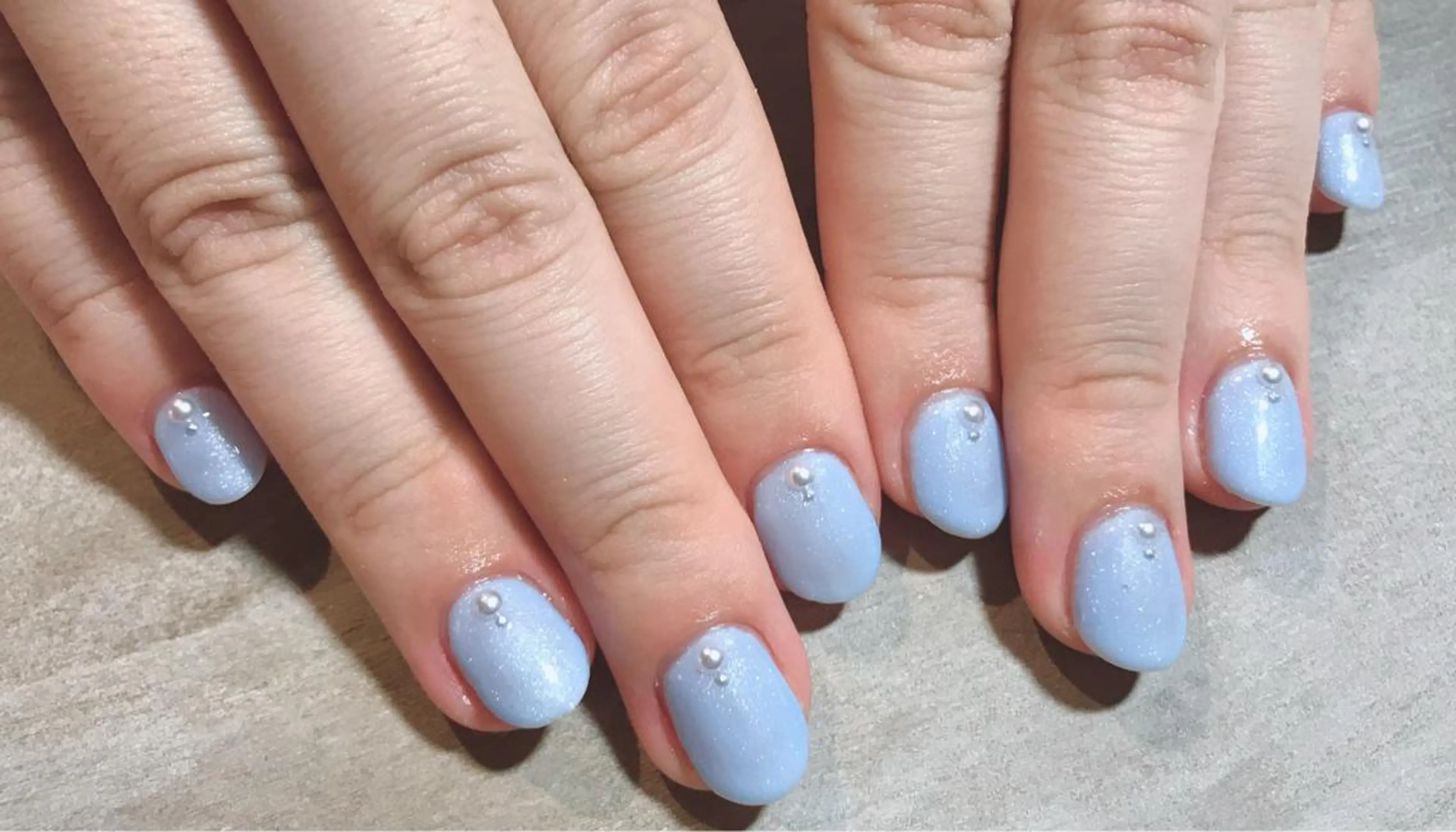ショート ネイル ブルー ネイルスタジオ シェイクユアハンズのネイルデザイン
