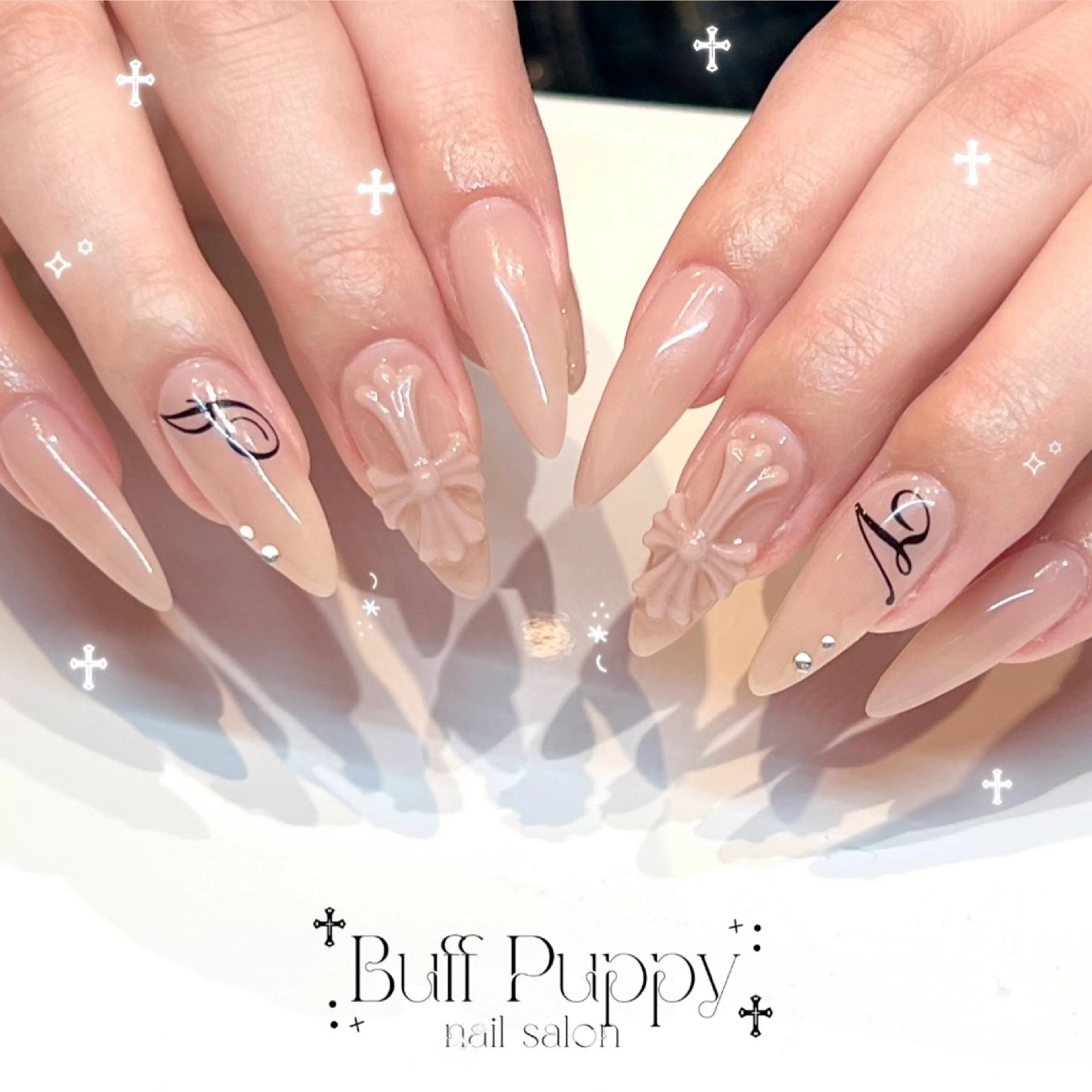 ネイル ハンドネイル Yurina BuffPuppyのネイルデザイン