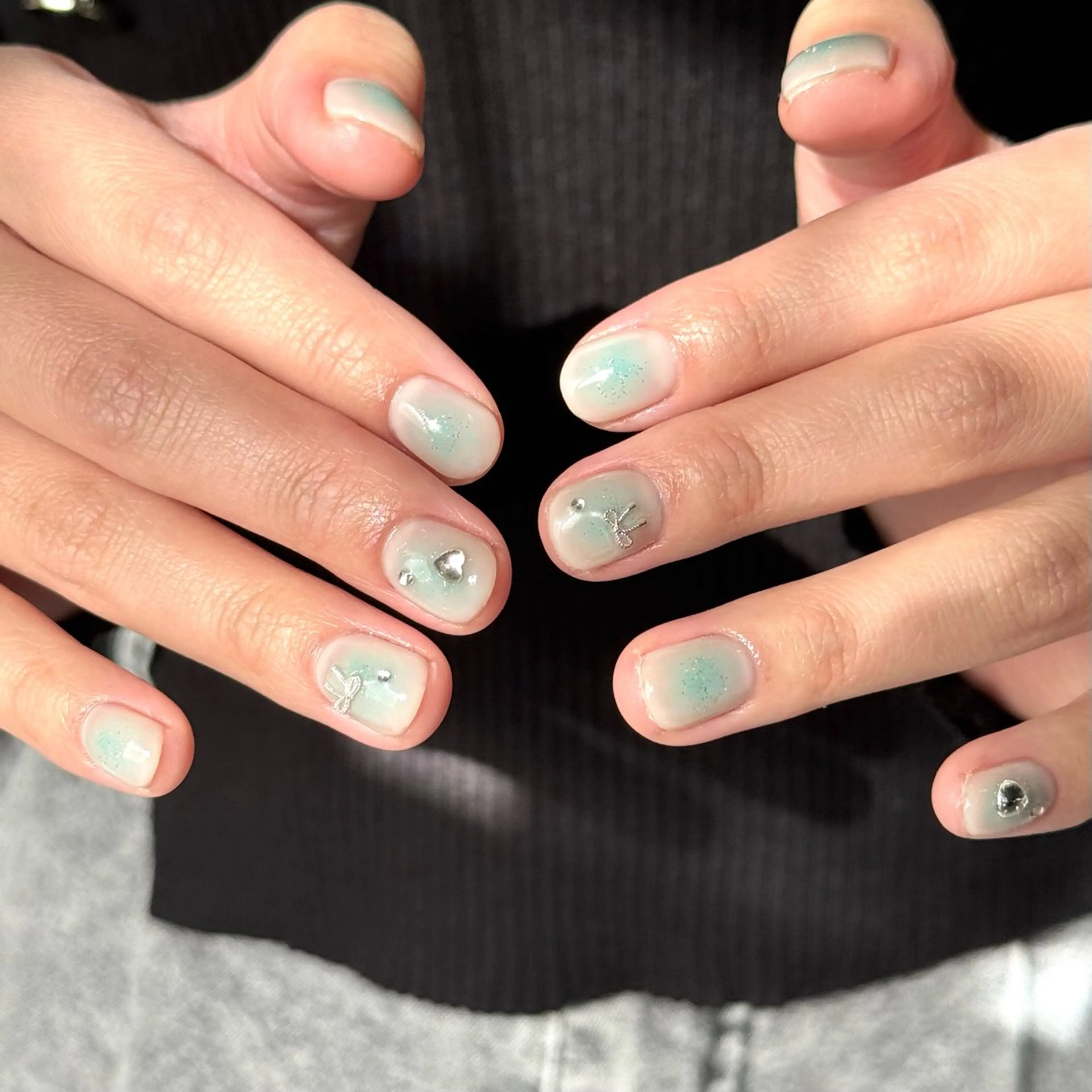 ネイル チークネイル ハンドネイル charme mimiのネイルデザイン