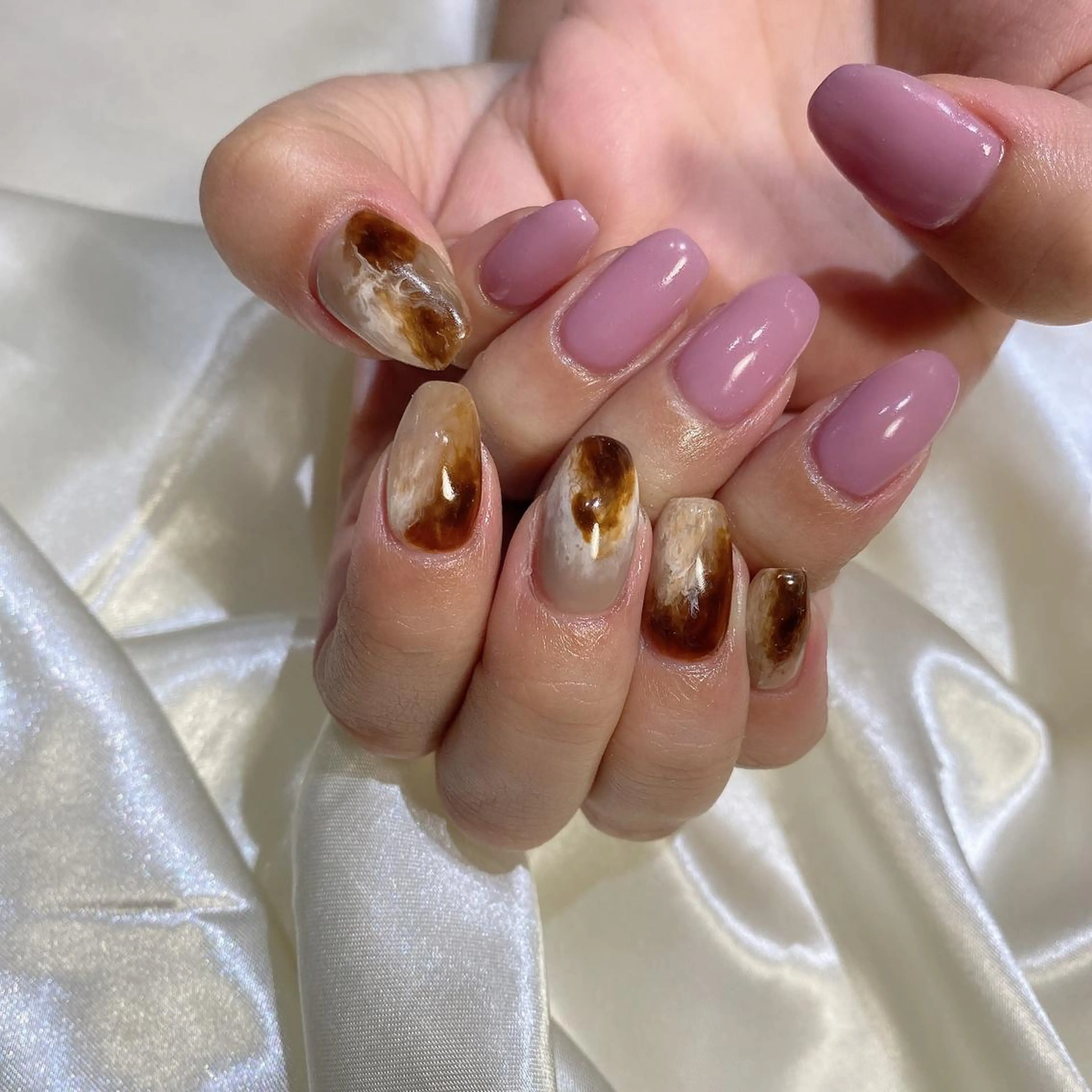 ネイル ハンドネイル 西岡 杏のネイルデザイン