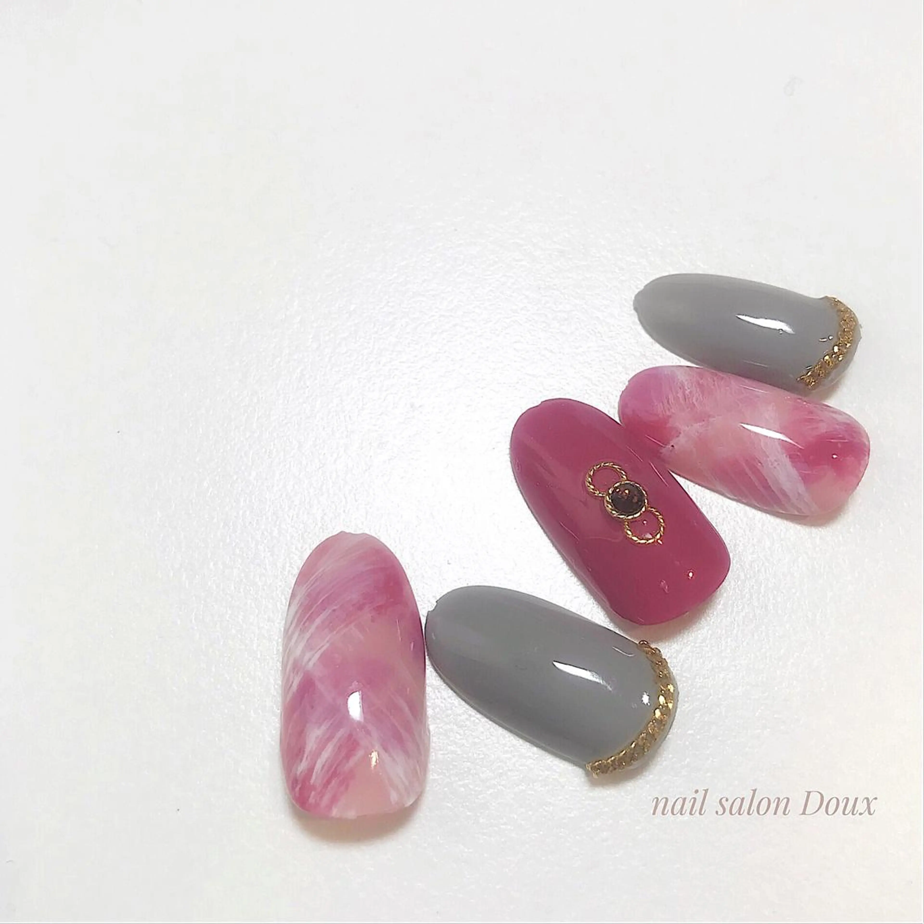 ネイル doux nailのネイルデザイン