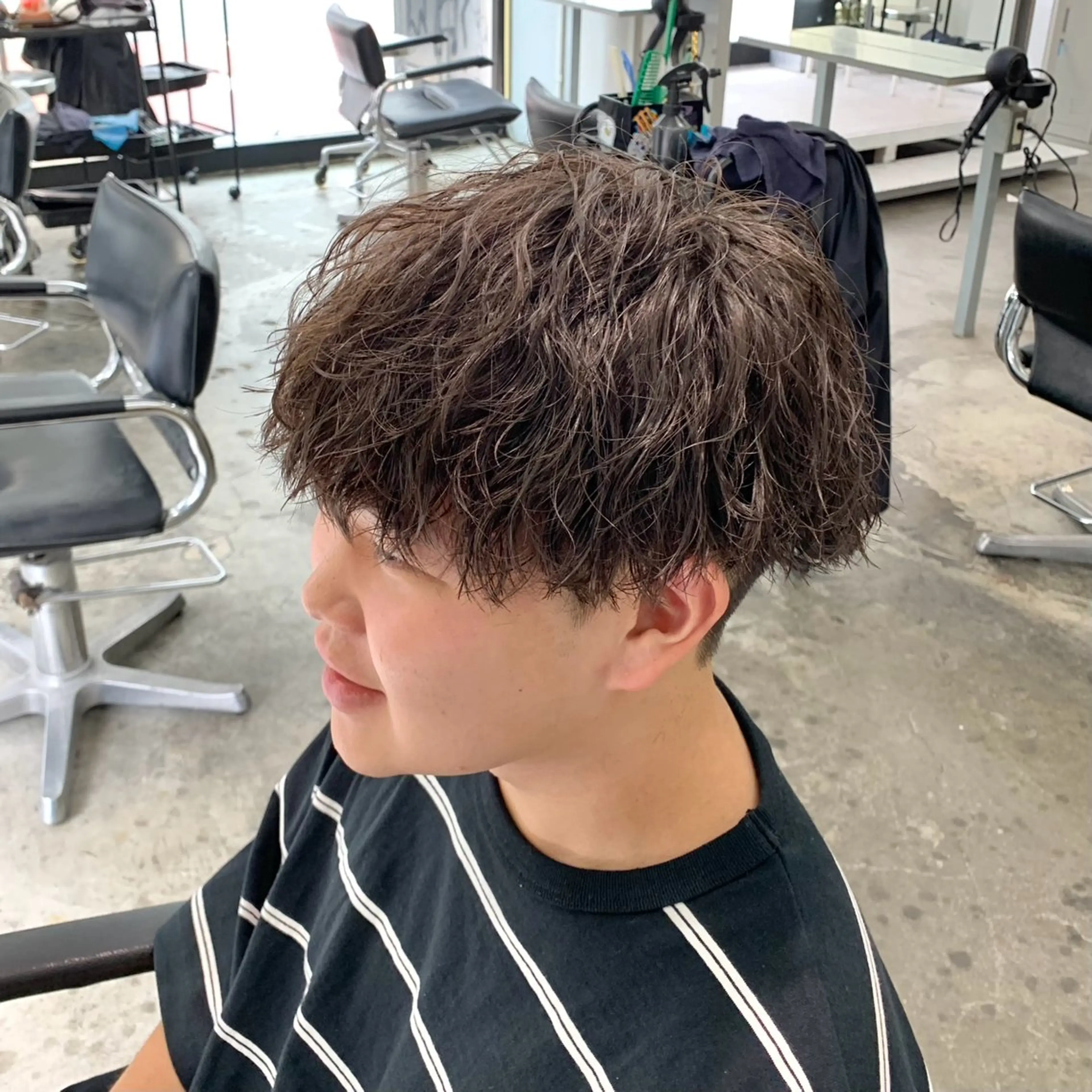 ショート パーマ メンズ メンズパーマ ツイストスパイラルパーマ スパイラルパーマ カット パーマ メンズ特化美容師/ 藤戸 椋のヘアスタイル