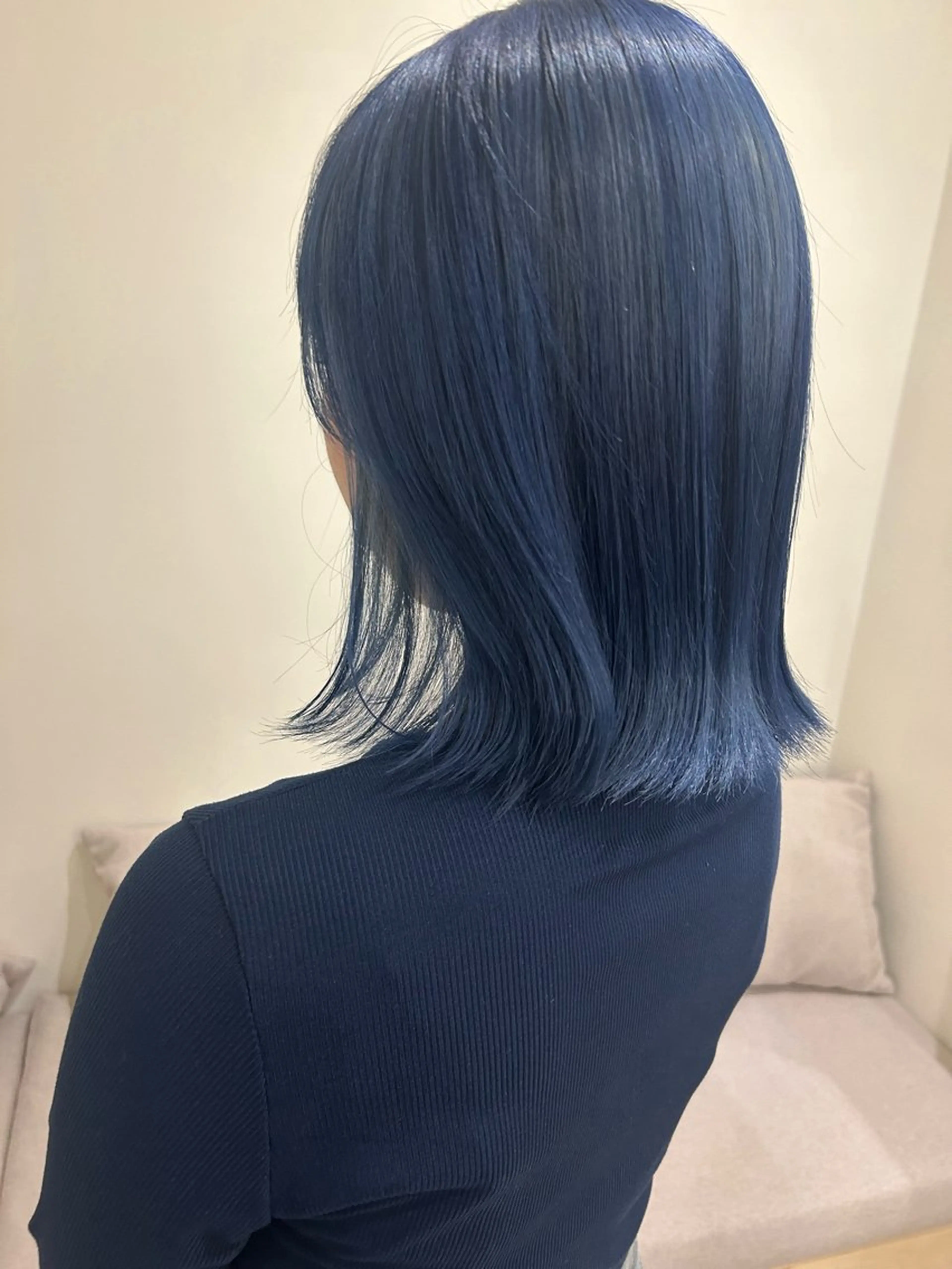 セミロング カラー 💛🤍U too e’s 鎌倉🧸のヘアスタイル