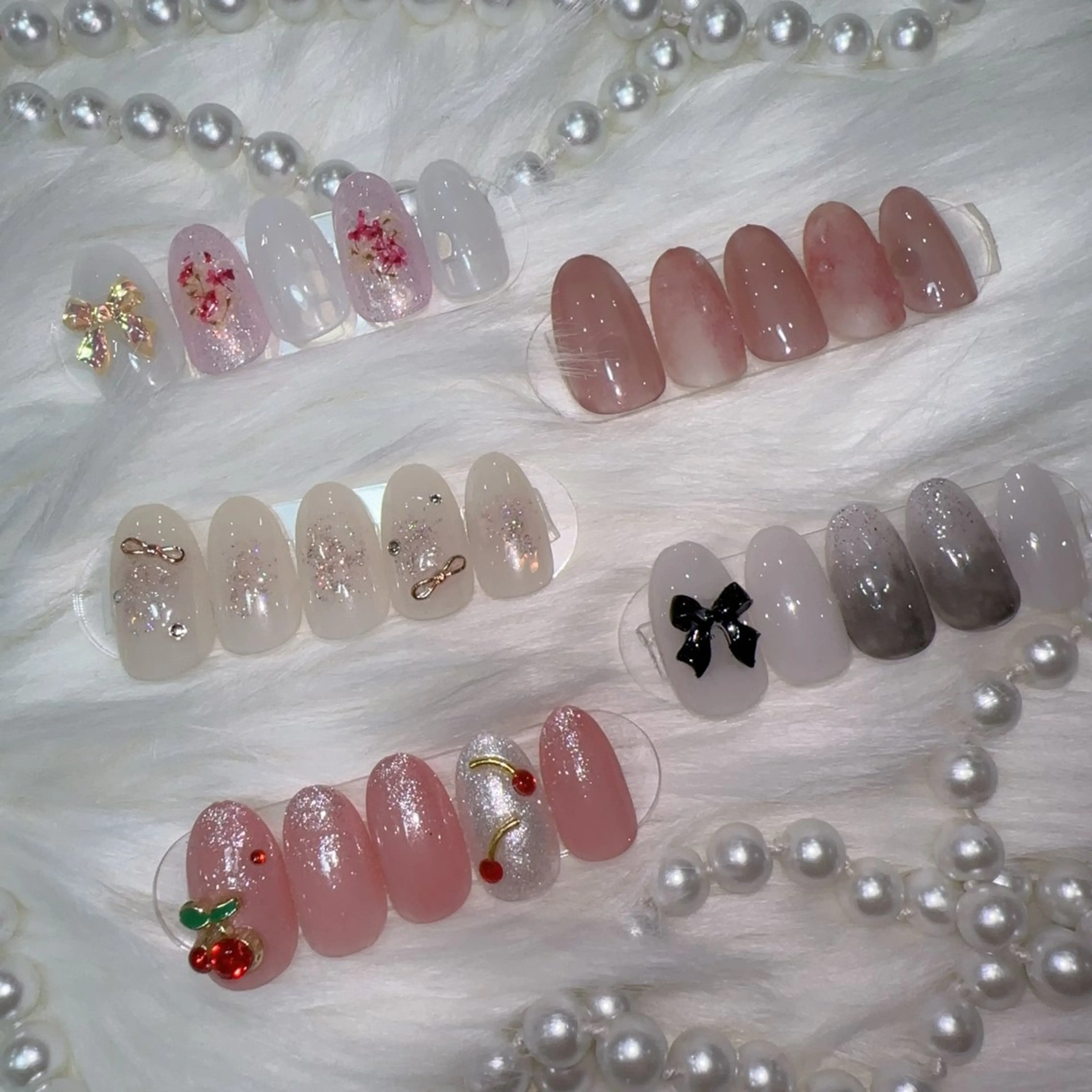 ネイル アートネイル フラッシュネイル フレンチネイル ジェルネイル ガラスフレンチ ハンドネイル You&Me Miyuのネイルデザイン