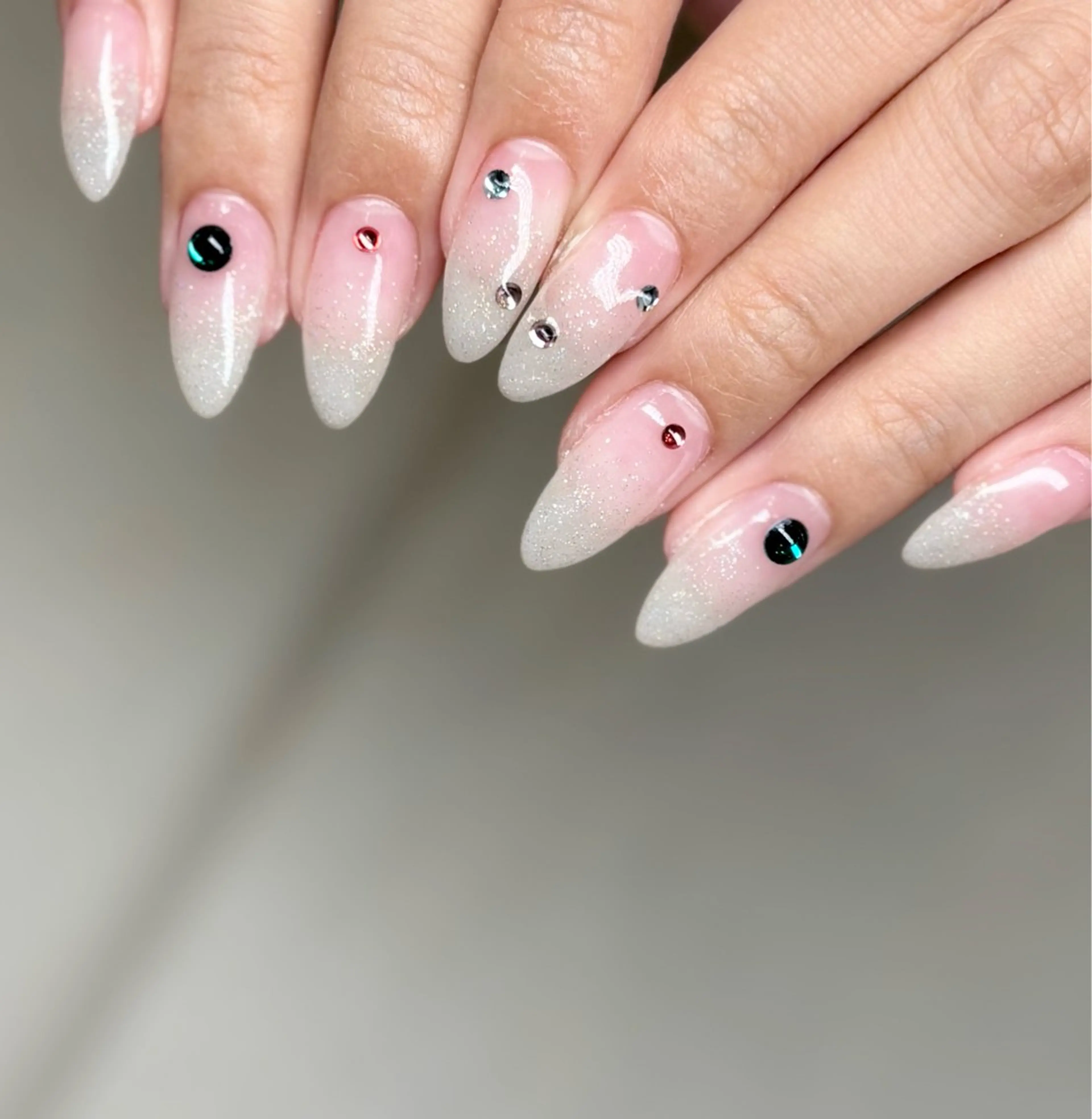 ✨カラーグラデーション⭐︎オフ・ケア込の写真