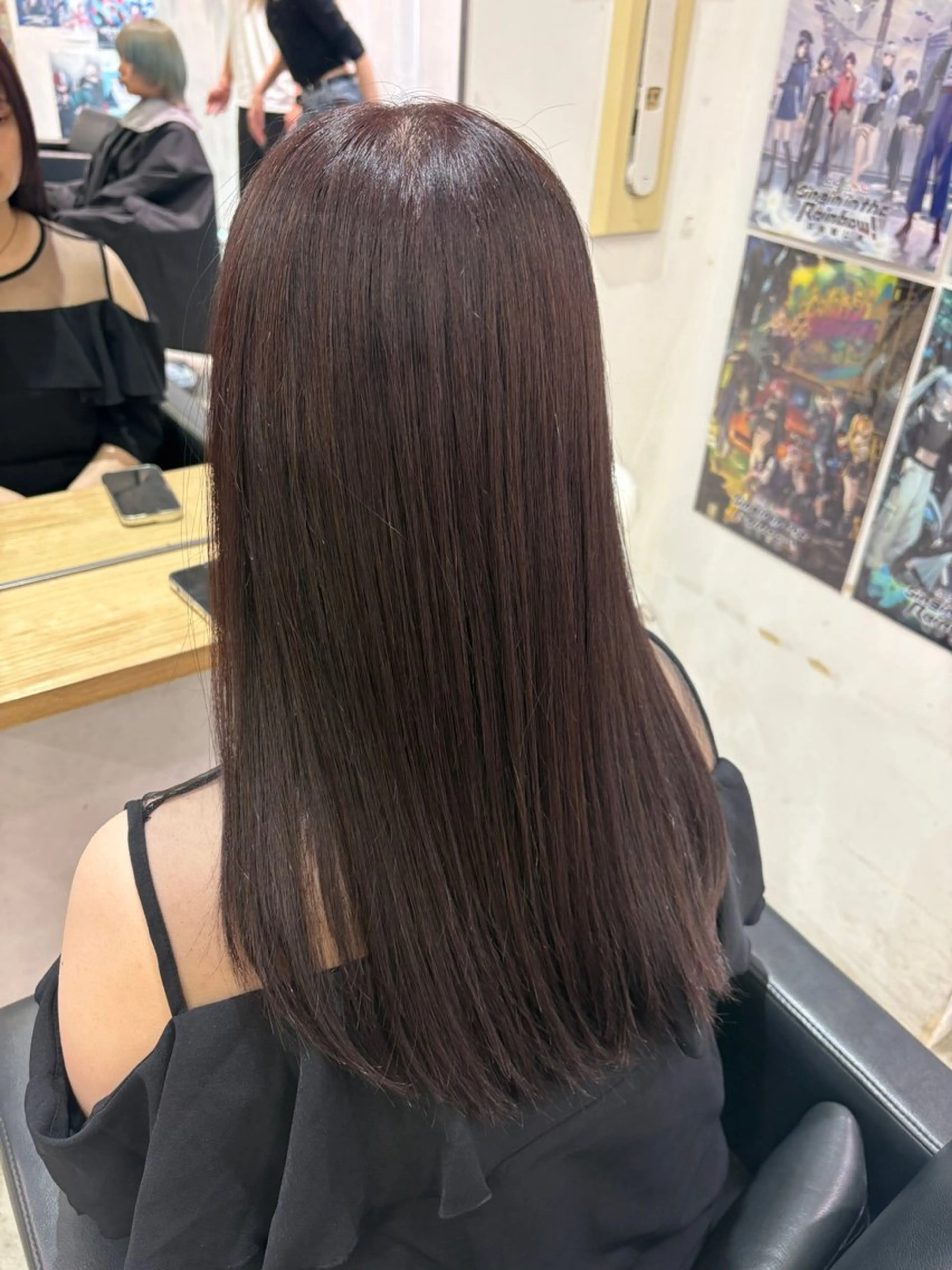 ロング カラー ブリーチ ボルドーカラー ブラウンカラー 透明感カラー ラベンダーカラー ヘアカラー トリートメント 推しカラー/ ミクのヘアスタイル