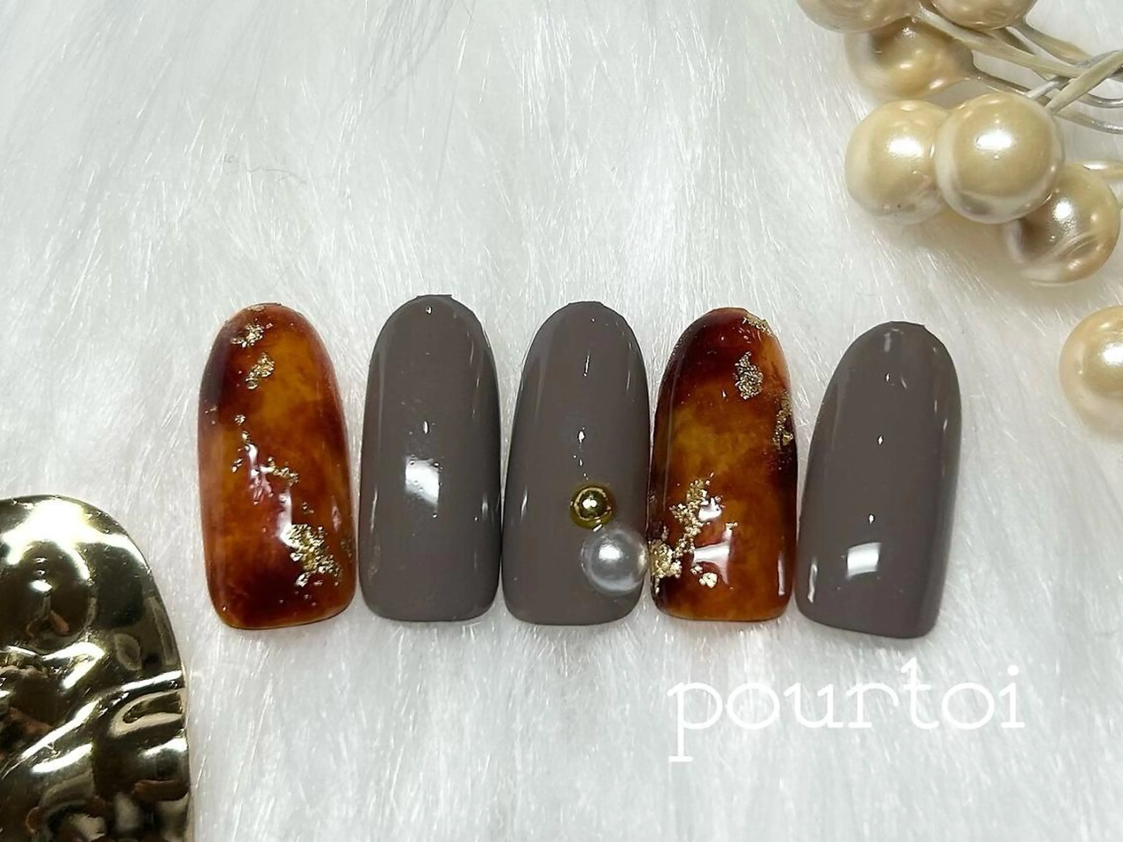 ネイル pourtoi立川 miharuのネイルデザイン