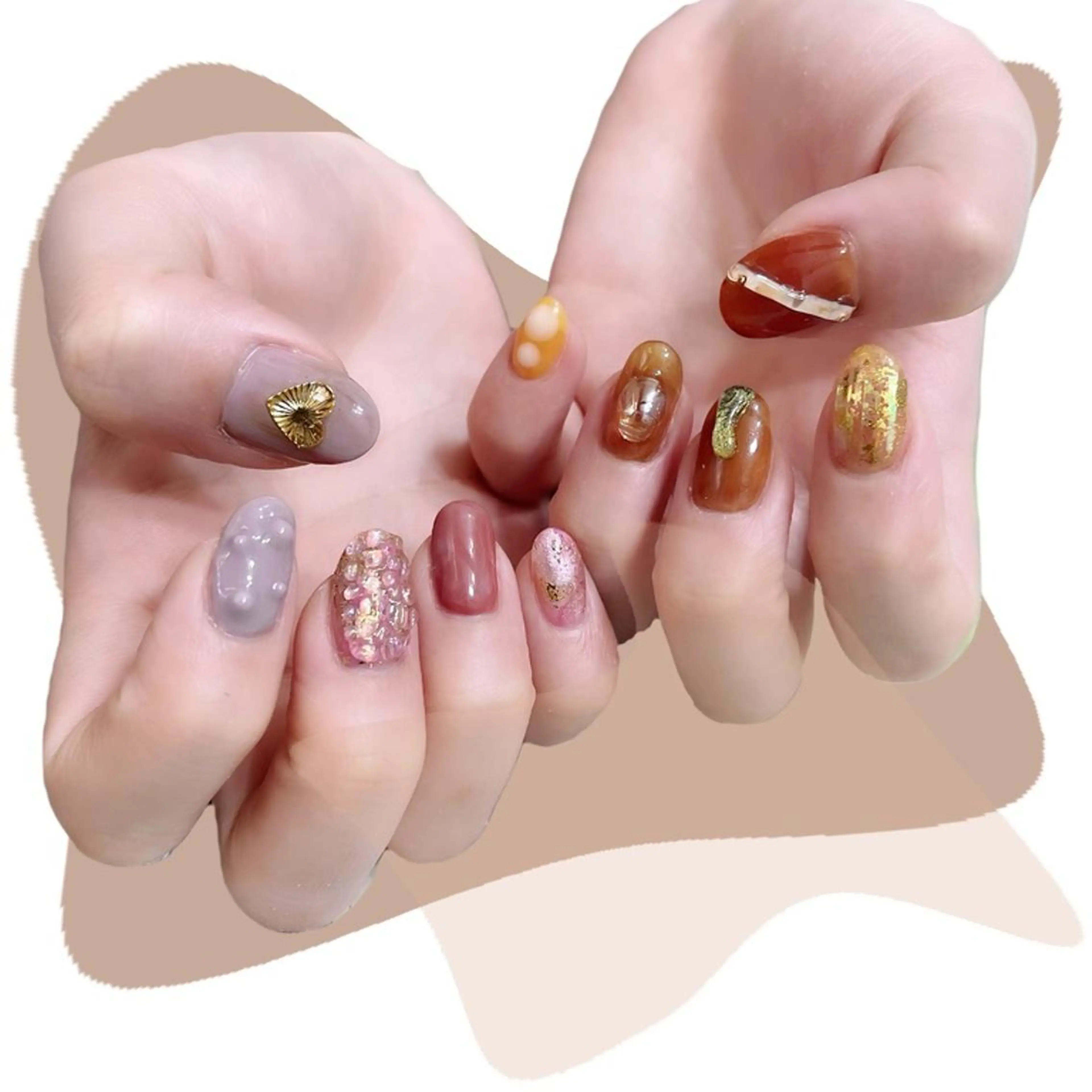 ネイル オーロラネイル 氷ネイル・うるうるネイル 韓国ネイル マグネットネイル ミラーネイル VOLLMOND nailのネイルデザイン