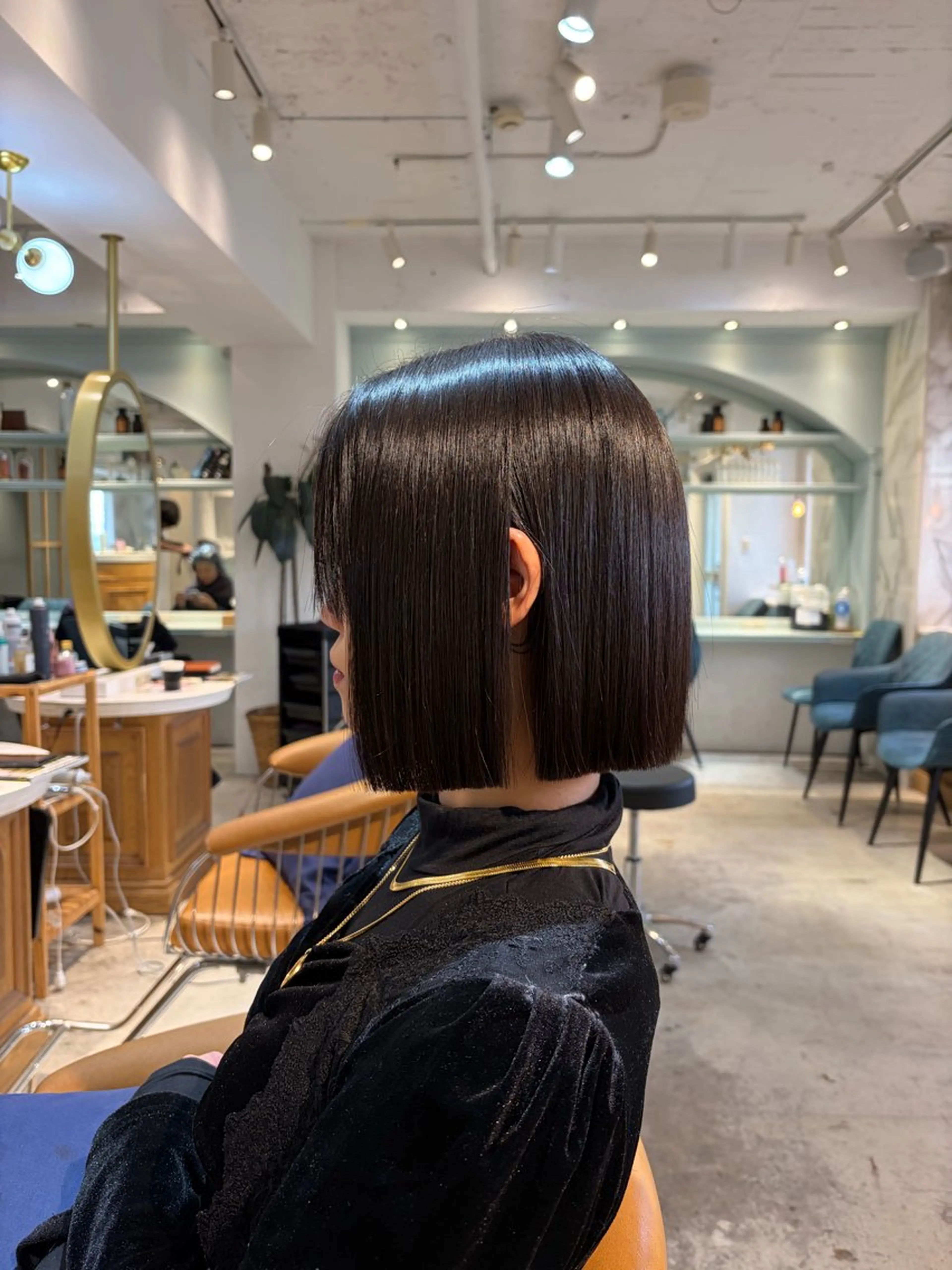 ミディアム ボブ 髪質改善 韓国風ヘア レイヤーカット 縮毛矯正 カット ヘアカラー トリートメント ヘアセット 髪質改善/ボブ /韓国/erikoのヘアスタイル