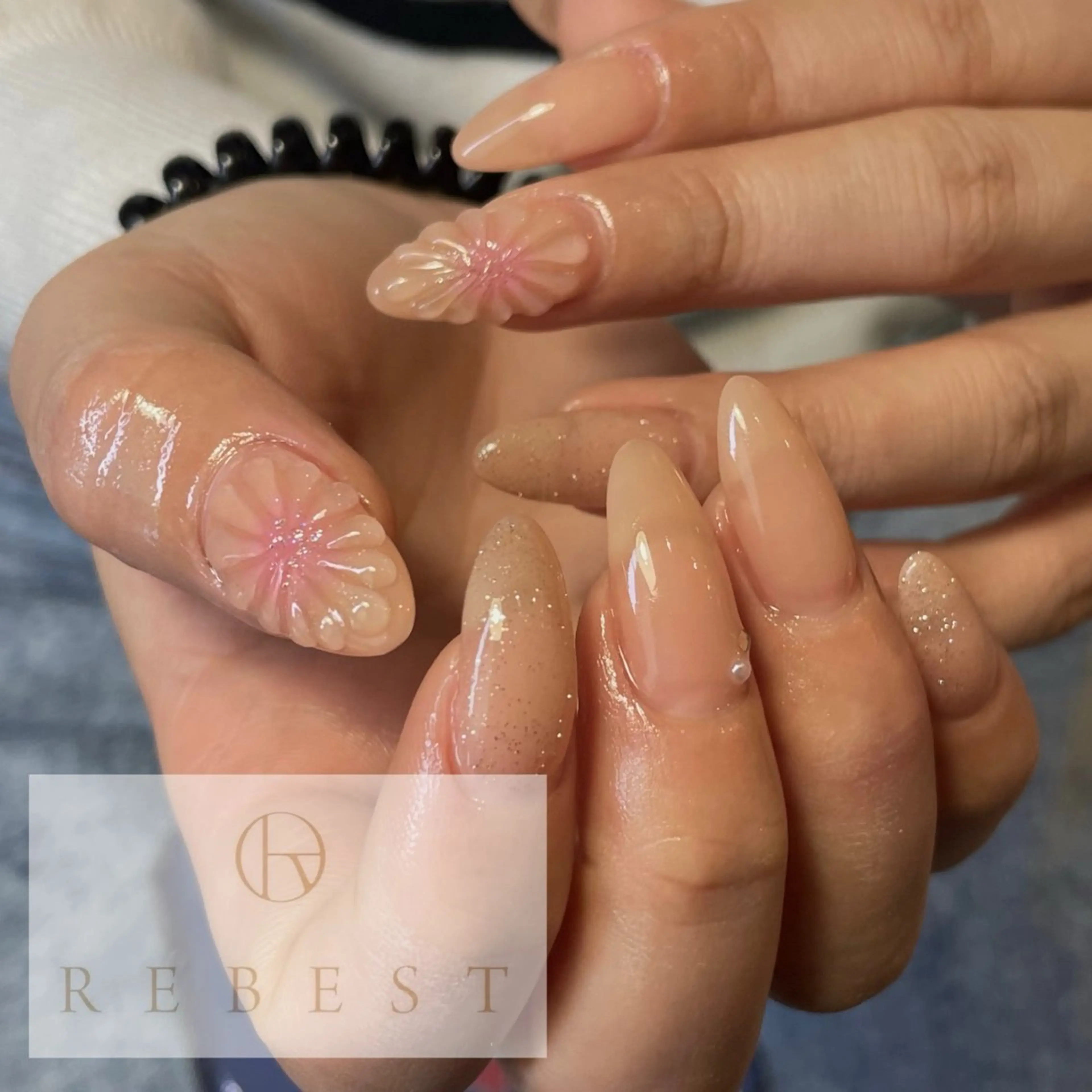 ネイル REBEST namiのネイルデザイン
