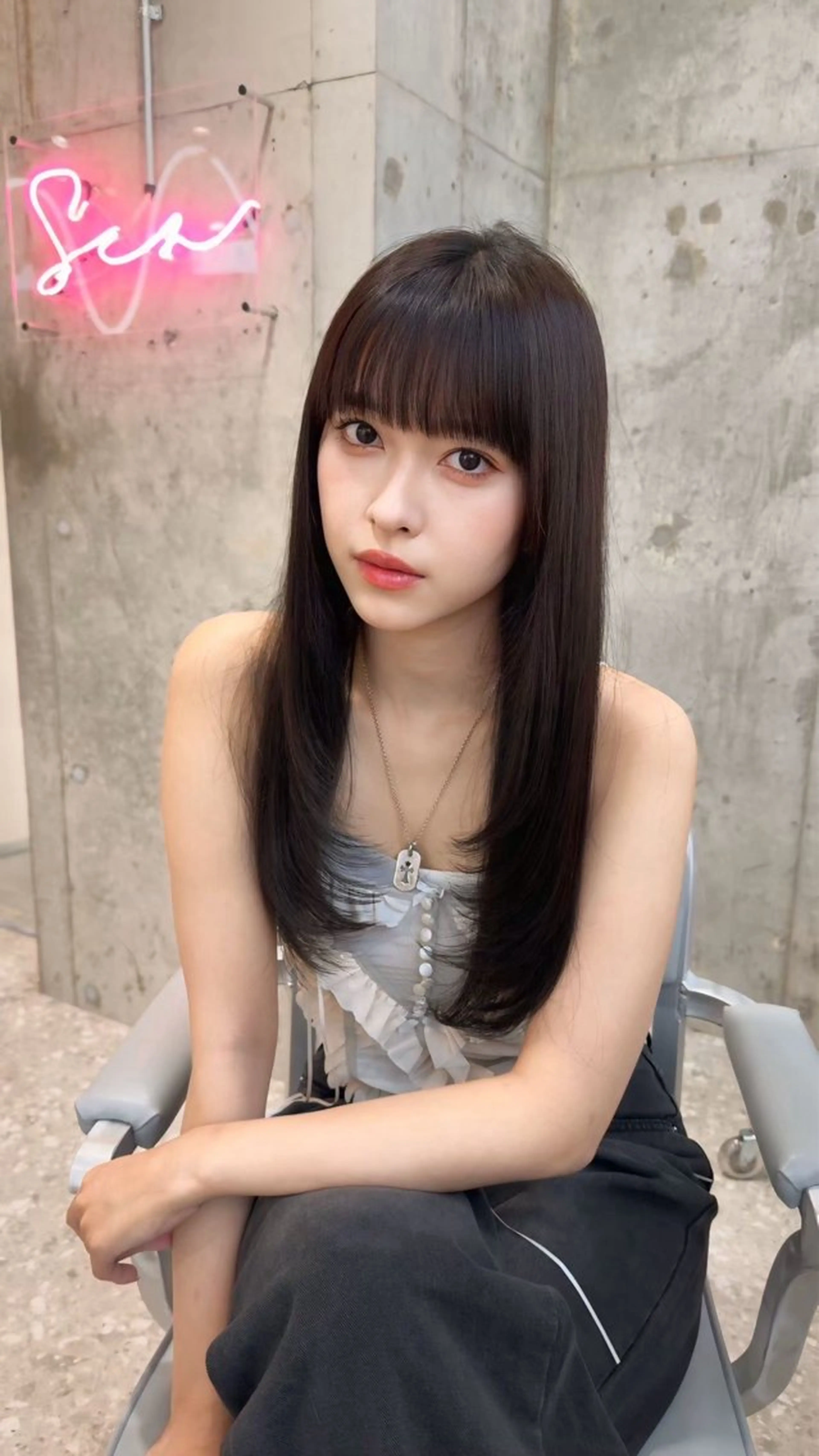 ロング カラー 我妻 結のヘアスタイル