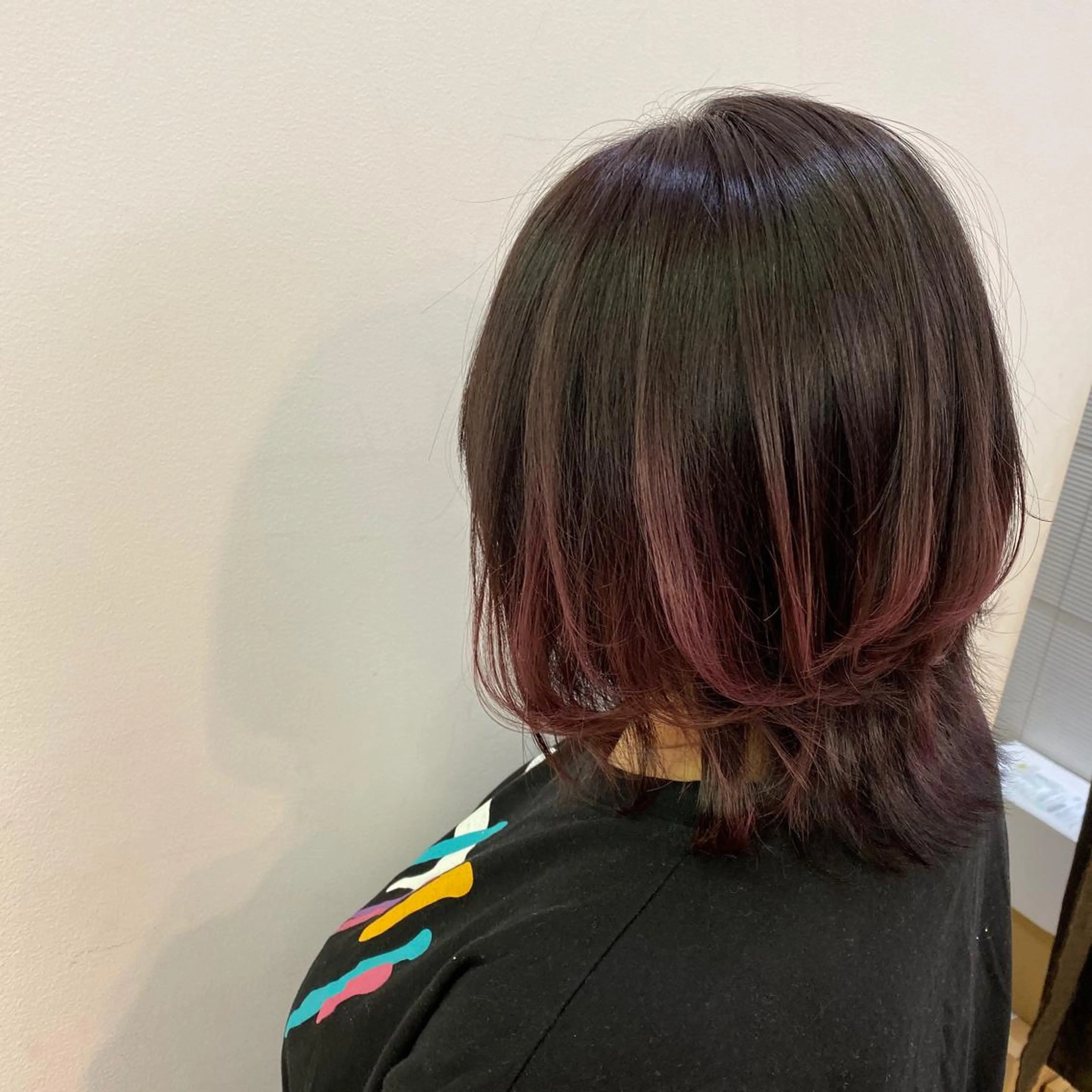 セミロング カラー 渡邊 唯のヘアスタイル