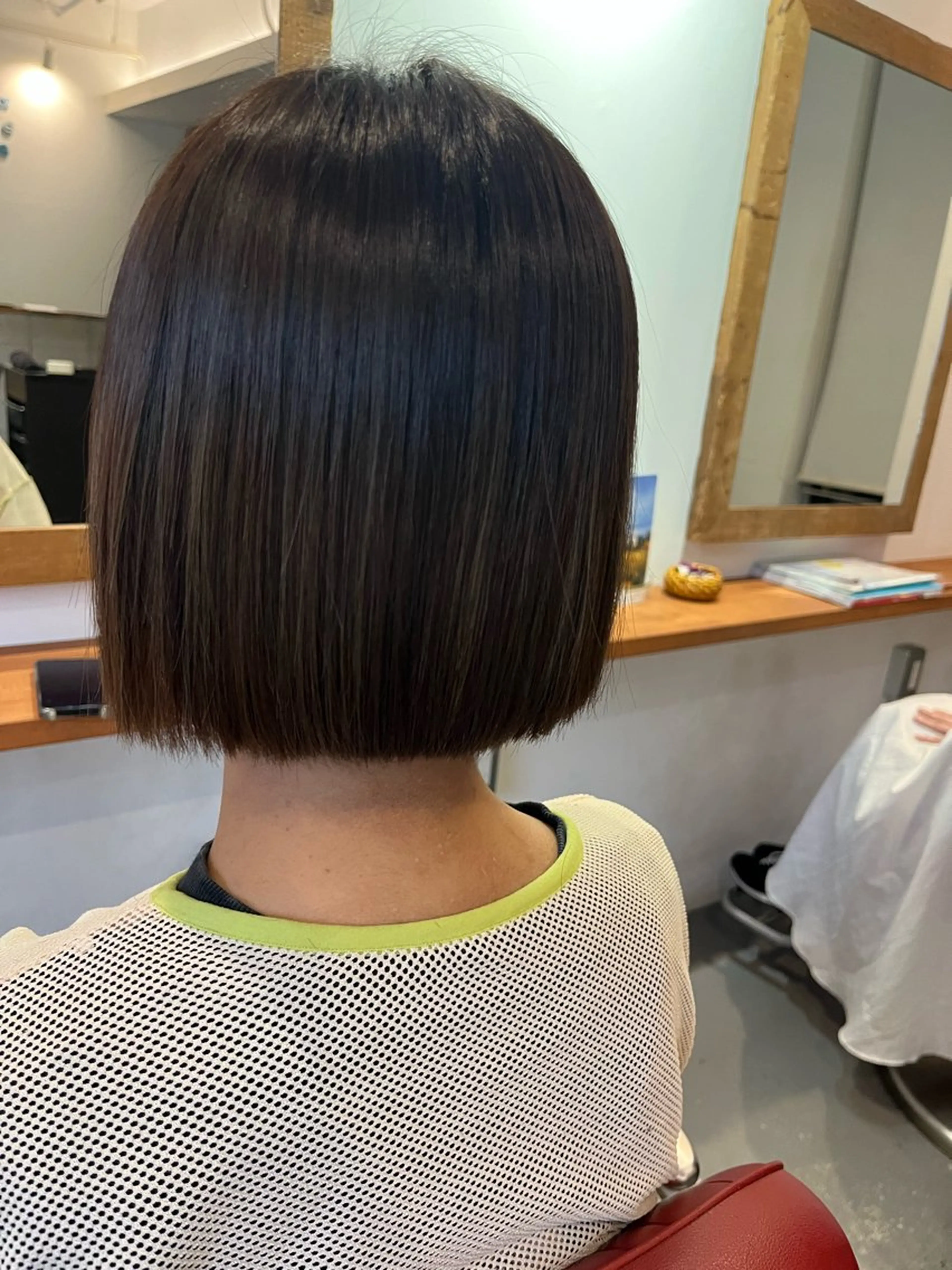 ショート Lizzy（リジー）所属・大塚 友絵のヘアスタイル