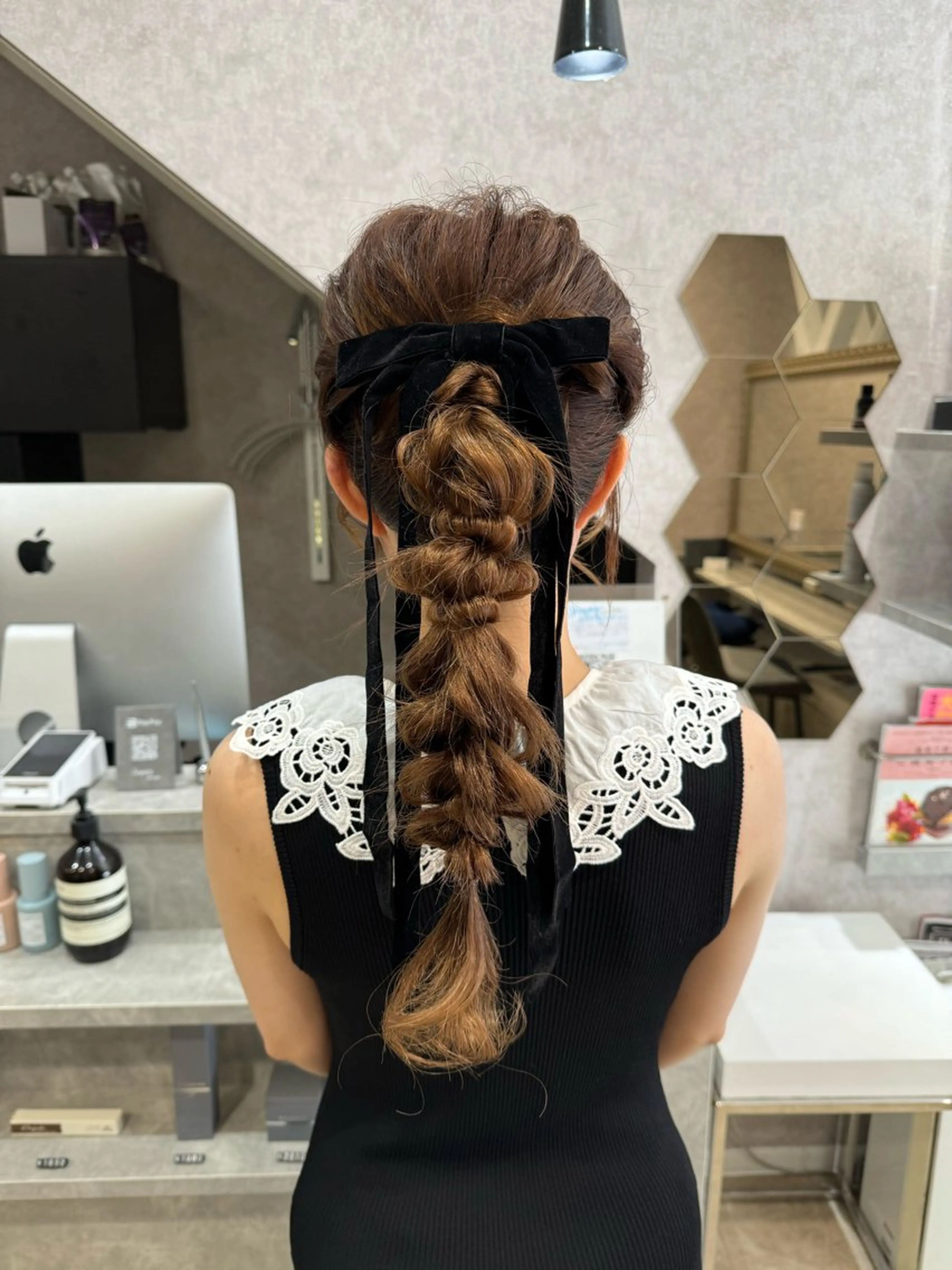 ヘアアレンジ ヘアセット Rio/ヘアセット/ ハイトーンカラーのヘアスタイル