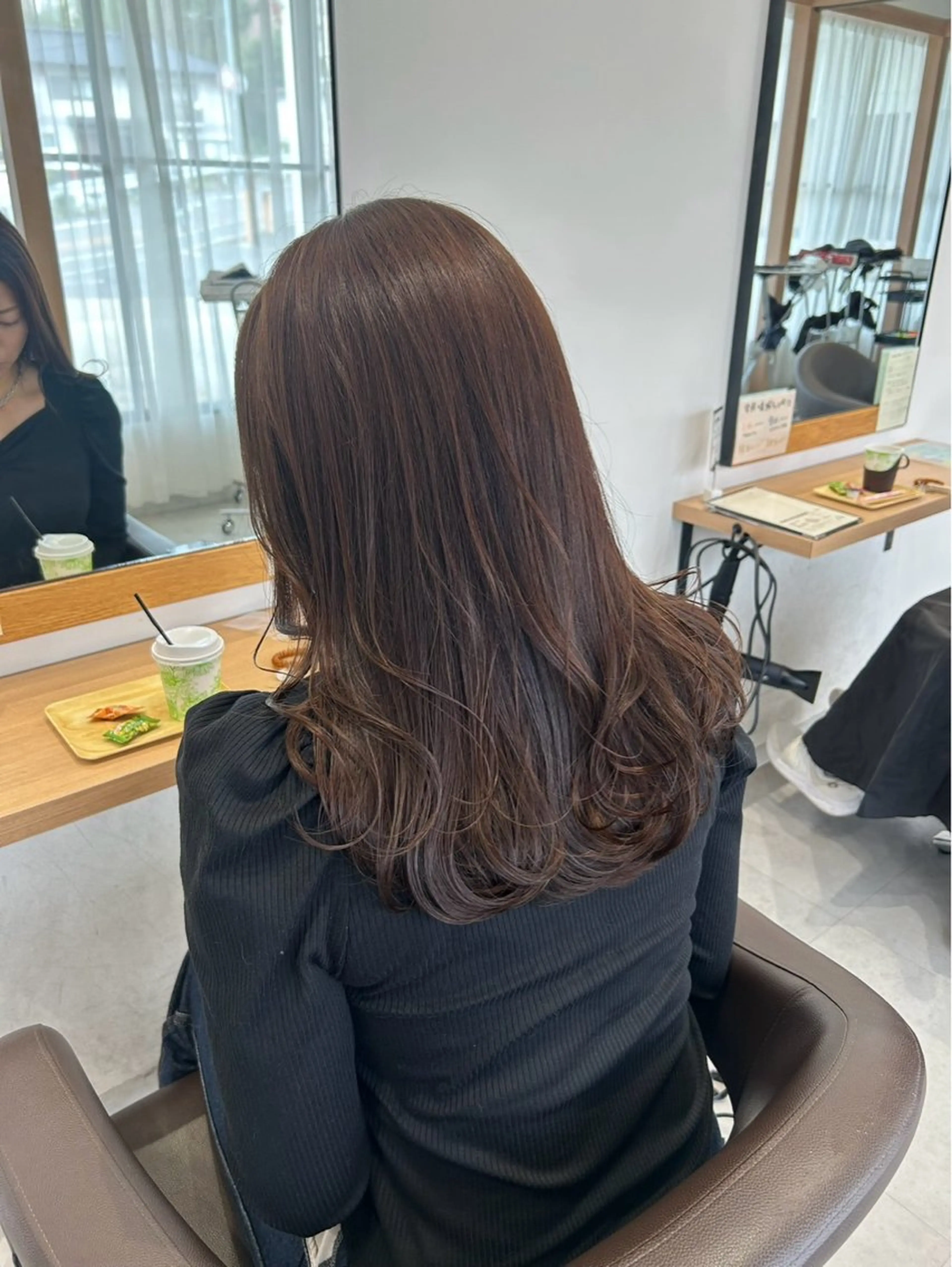 セミロング カラー ブリーチ 透明感カラー ブリーチなしカラー カット ヘアカラー レイヤー/ショート chere狭山のヘアスタイル