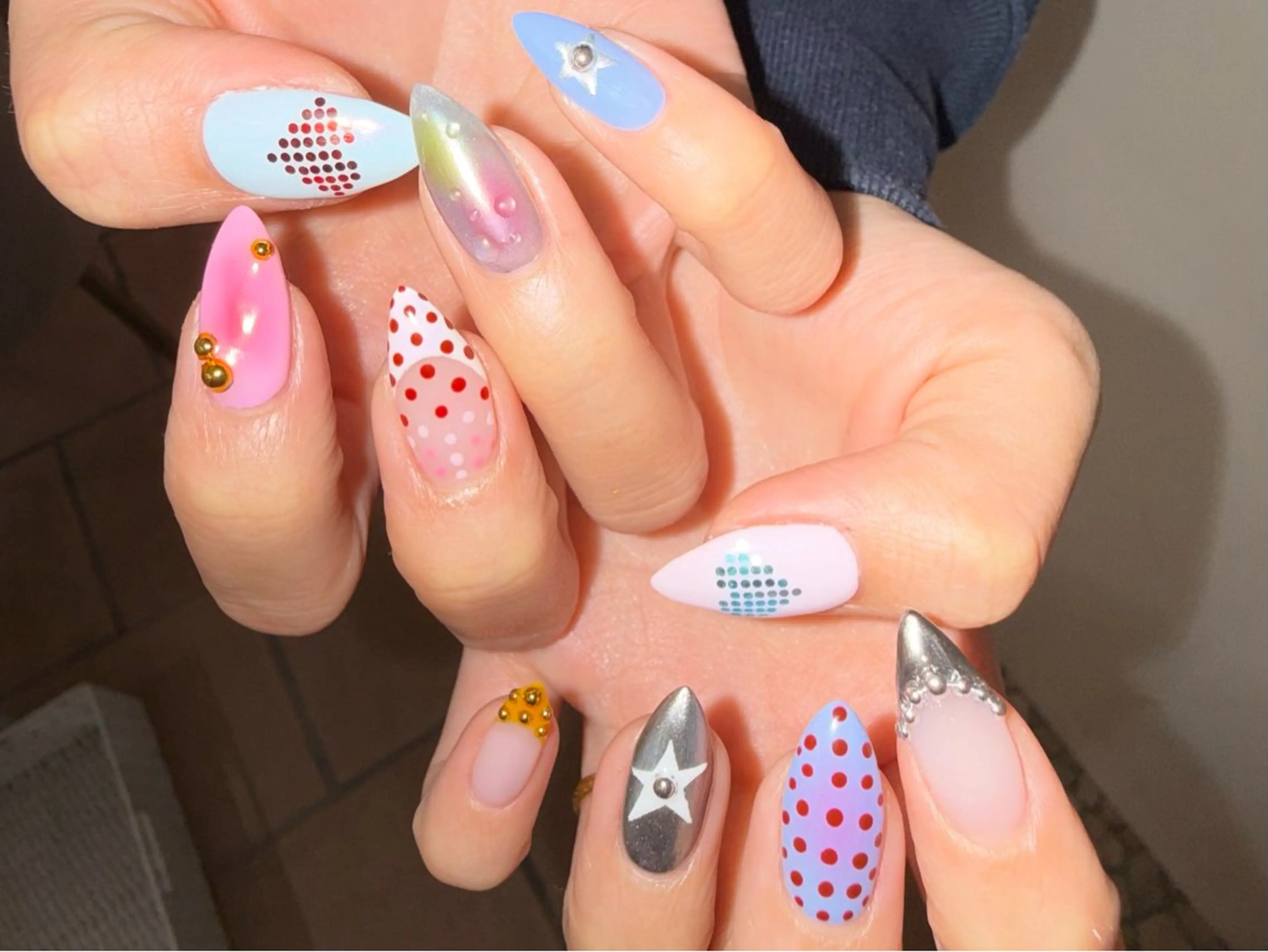 ネイル アートネイル ハンドネイル 右田 里桜のネイルデザイン