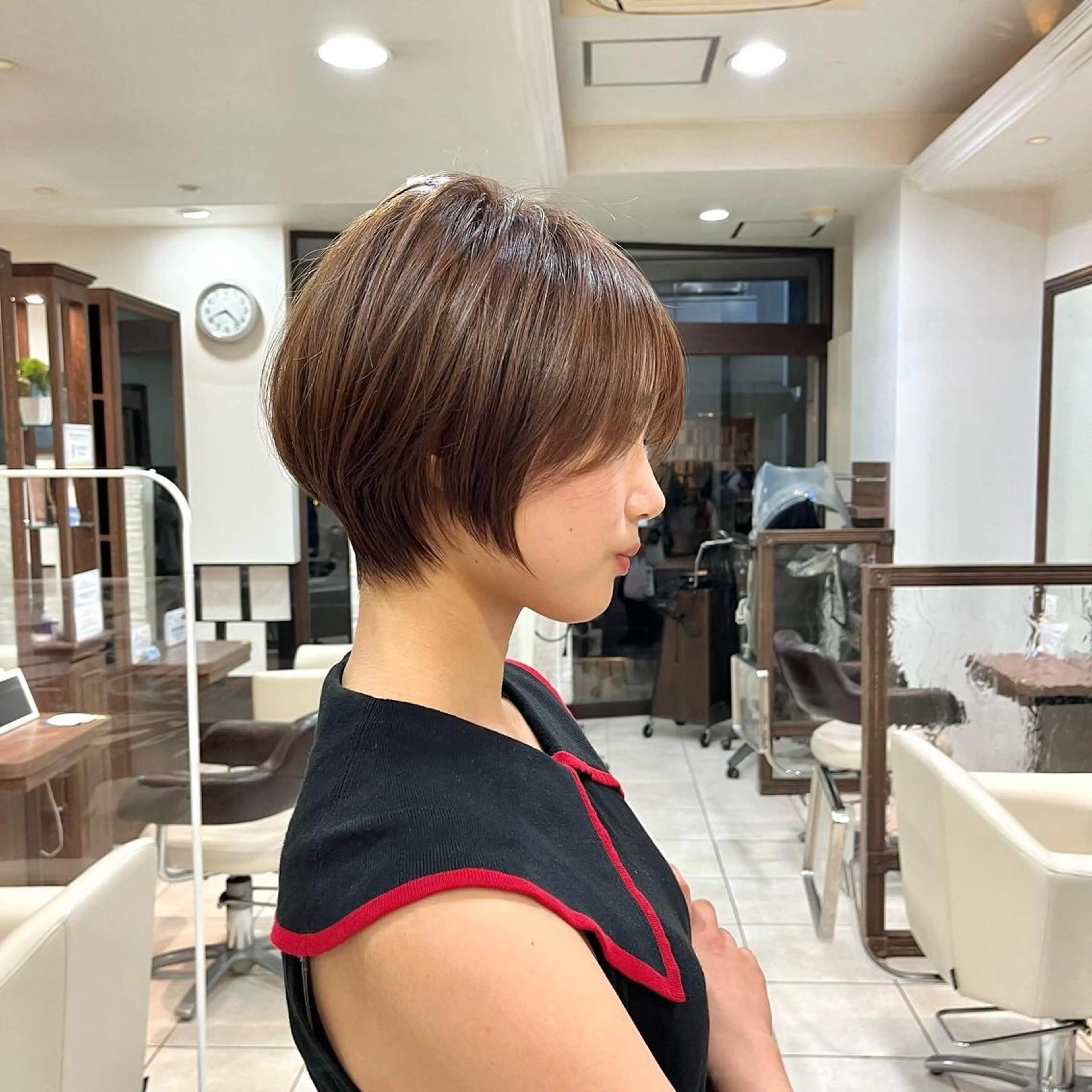 ショート ショートヘア 小顔カット カット トリートメント ✨髪質改善・縮毛矯正 専門美容室マーベルのヘアスタイル