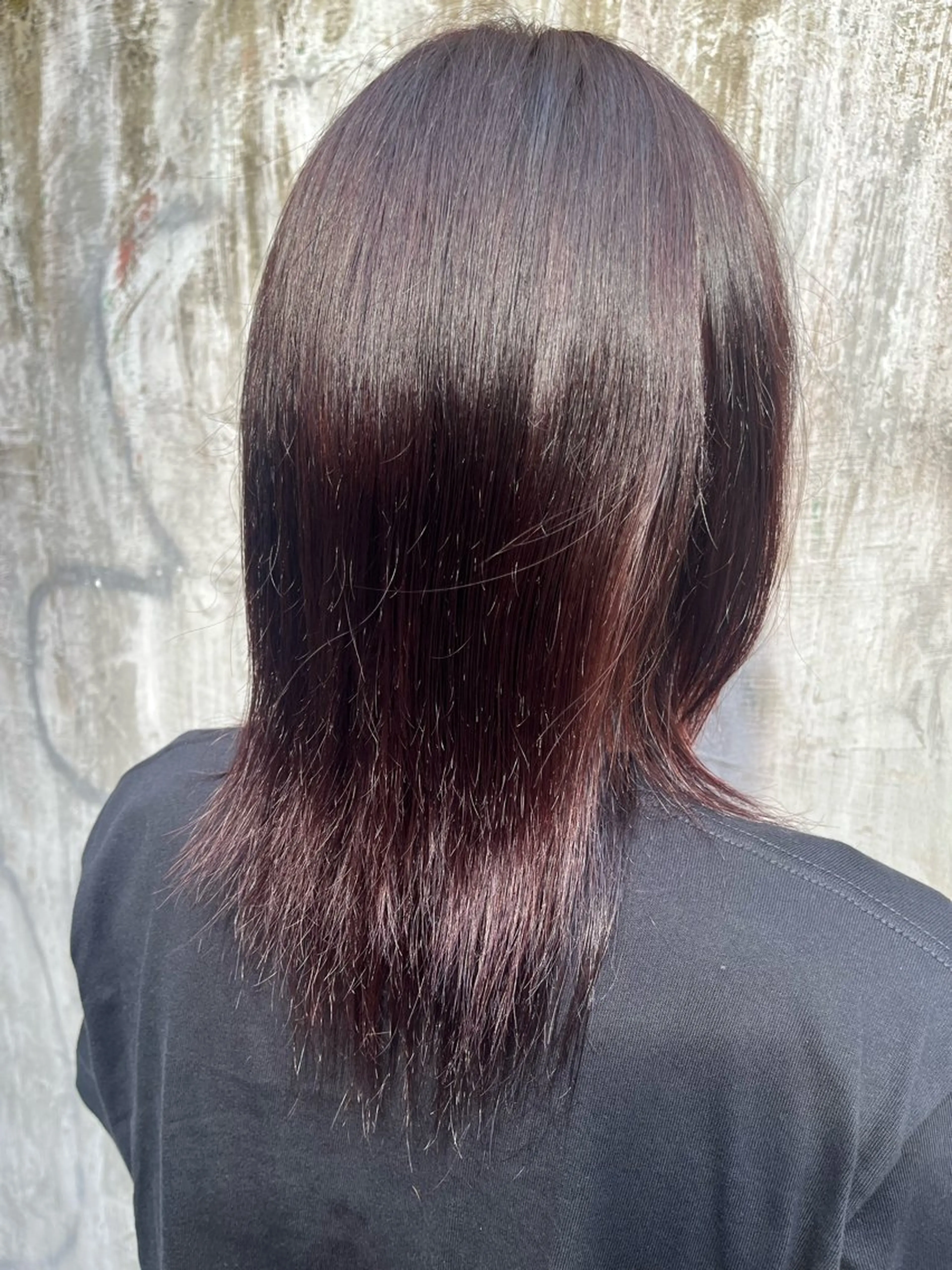 ミディアム カラー ヘアアレンジ メンズ メンズブリーチ 黒髪 ブリーチ ブリーチなしカラー 坂本 エマのヘアスタイル