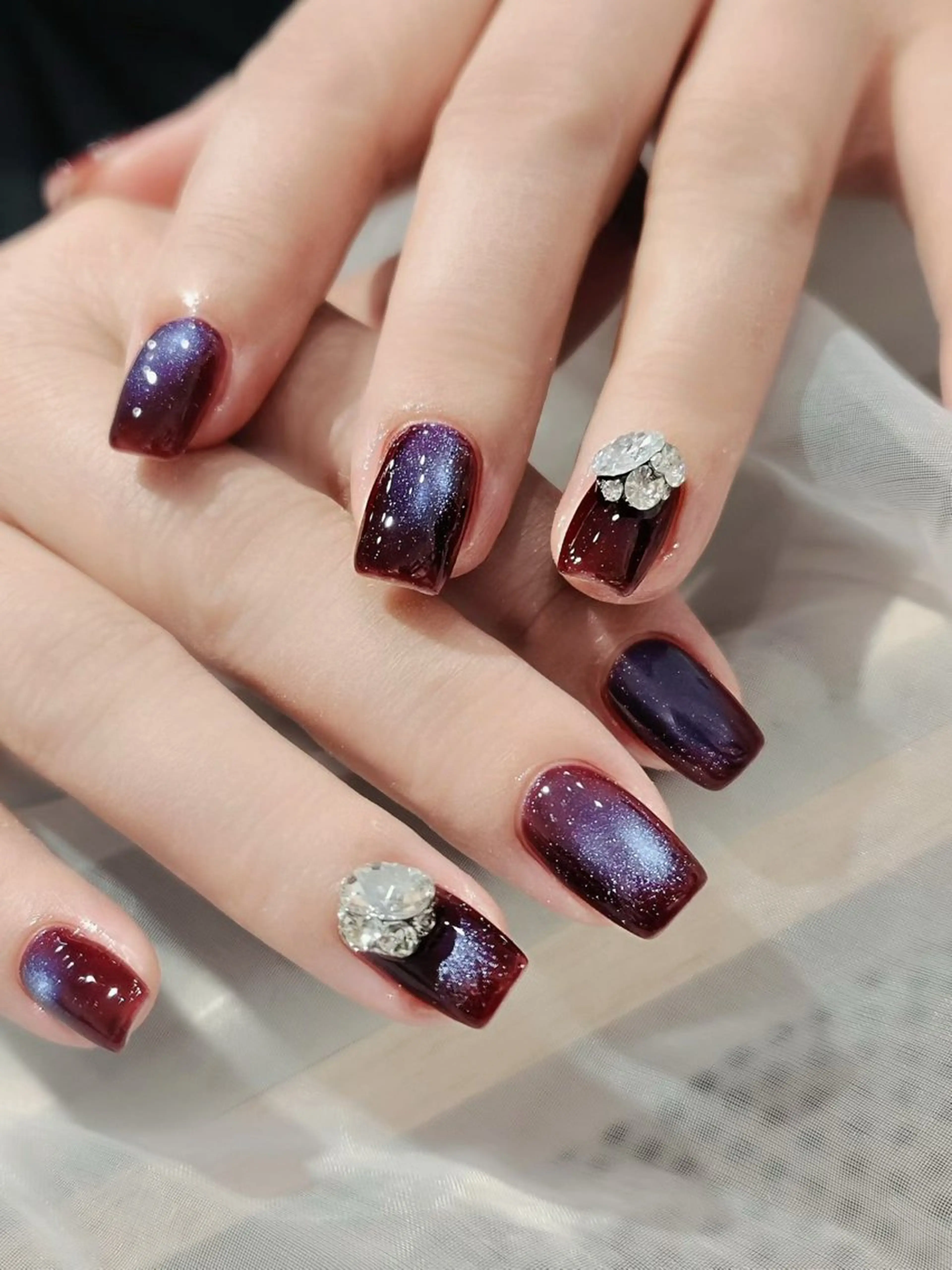 ネイル ハンドネイル 🌈 Laule'aのネイルデザイン