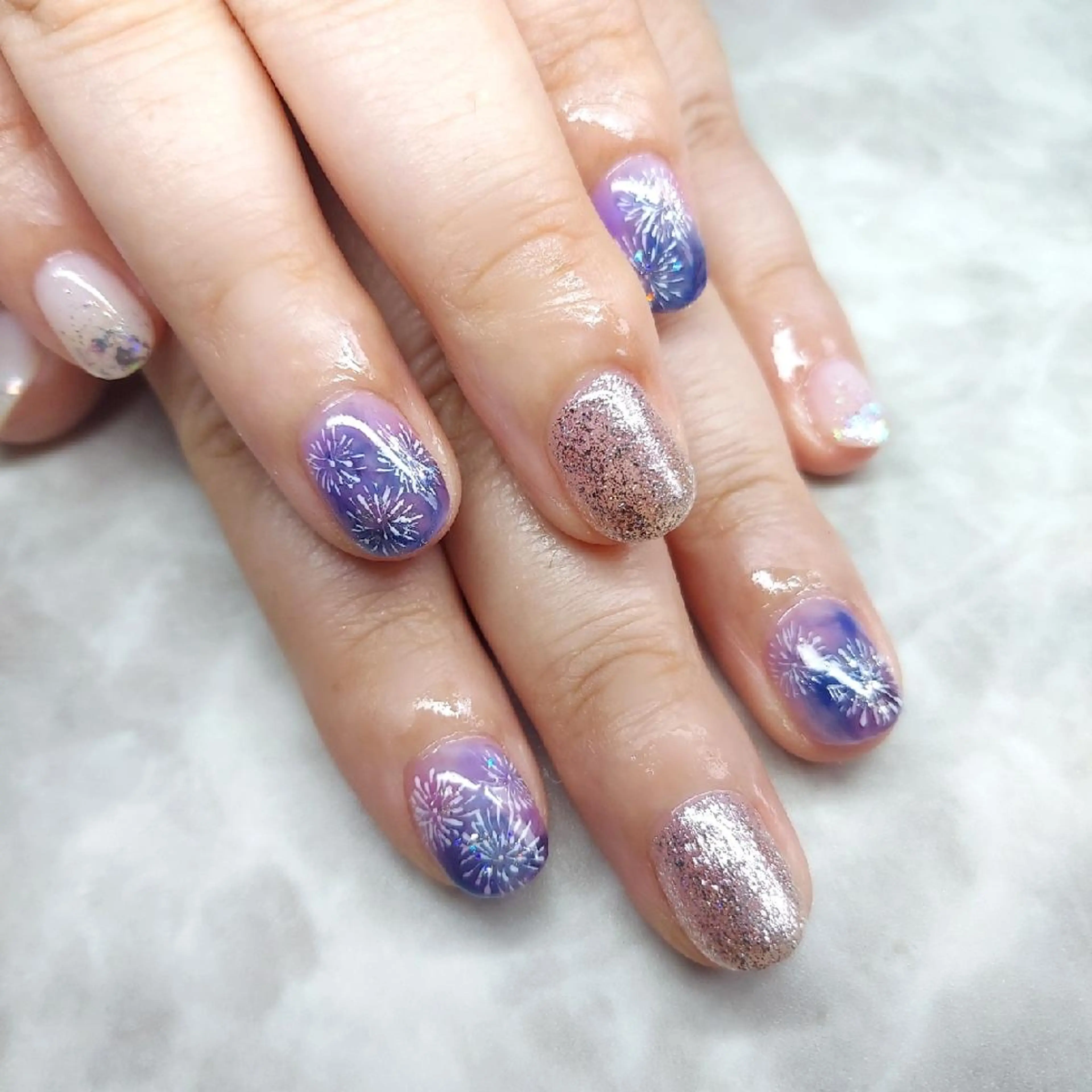 ネイル フラワーネイル マグネットネイル ミラーネイル ニュアンスネイル ハンドネイル 栗東駅 徒歩10分 ネイルサロン ディアのネイルデザイン