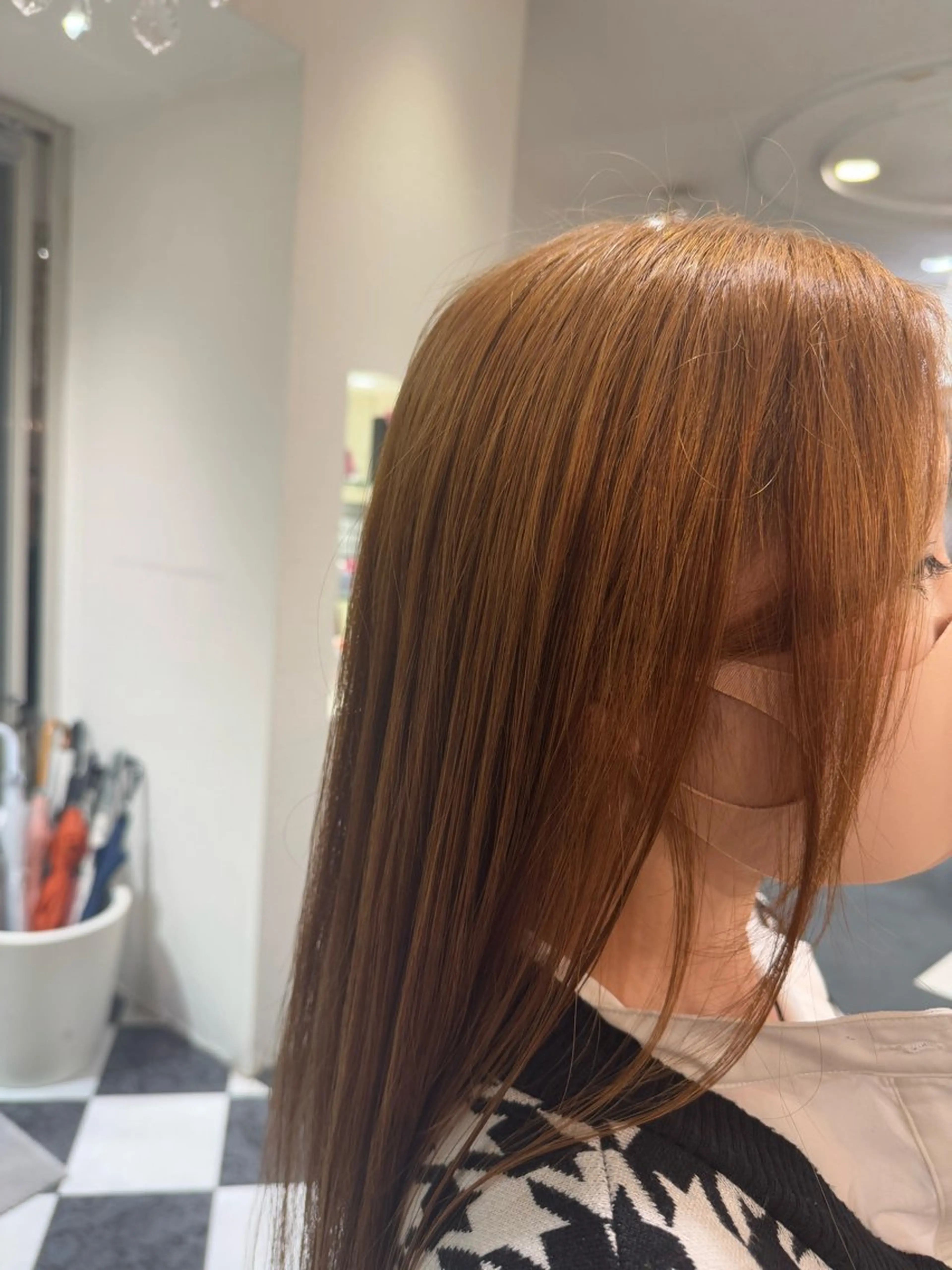 ロング カラー ベージュカラー ブリーチ 今野 優のヘアスタイル