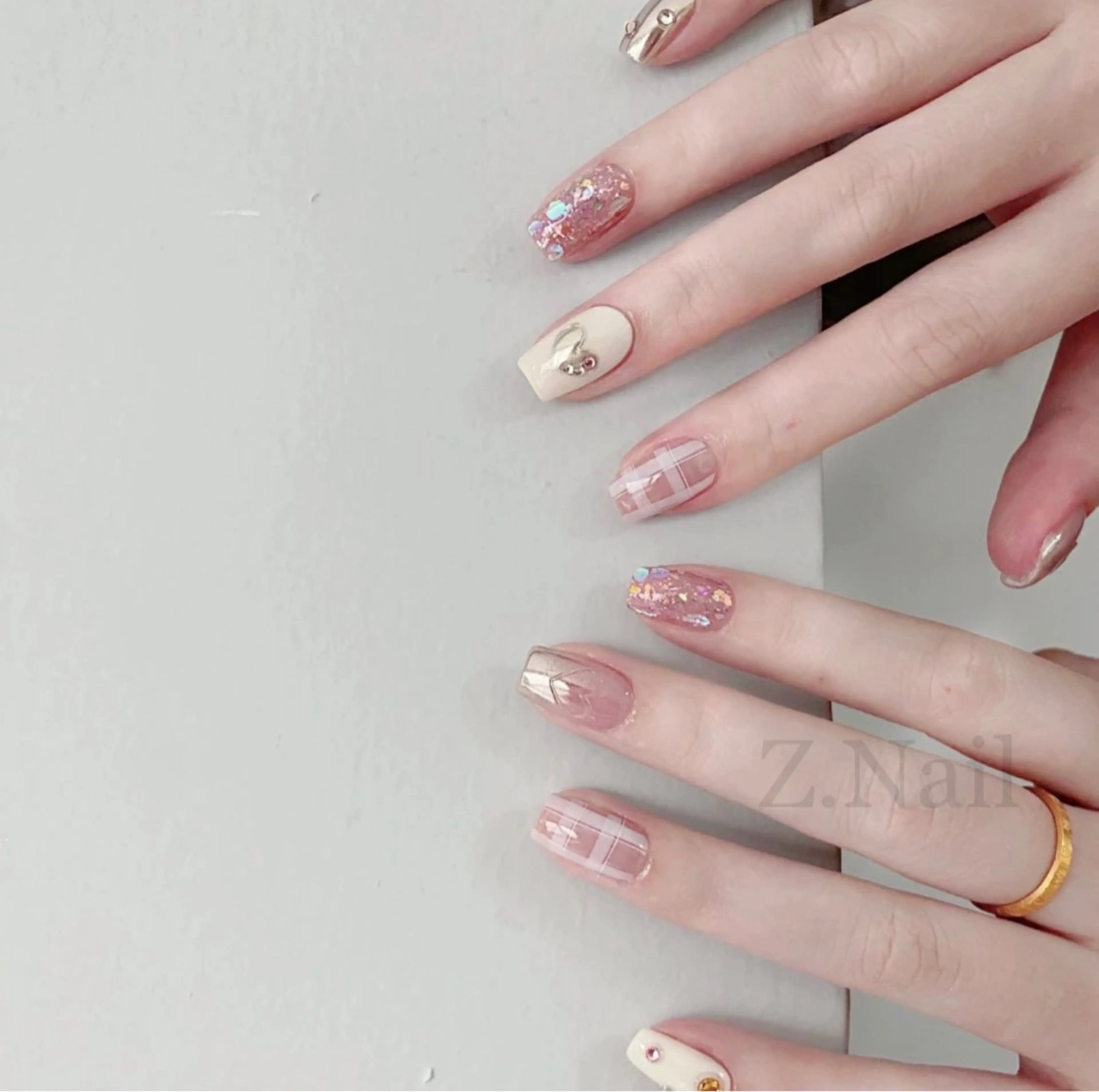 ネイル ハンドネイル Z.Nail Salonのネイルデザイン
